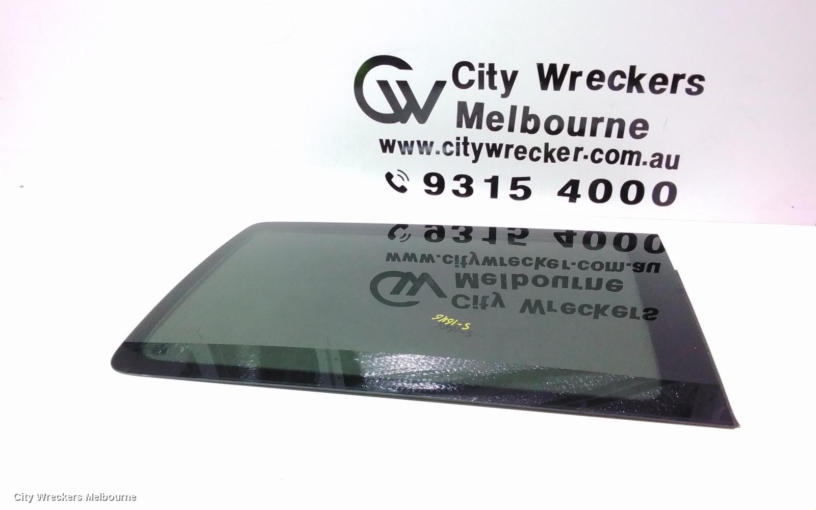 VOLKSWAGEN TRANSPORTER RIGHT REAR SIDE GLASS, T5, MULTIVAN, 12/2004 - 06/2015