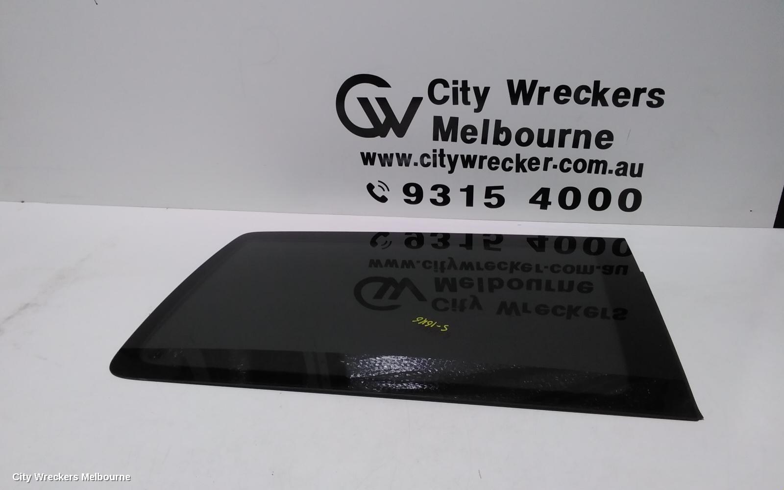 VOLKSWAGEN TRANSPORTER RIGHT REAR SIDE GLASS, T5, MULTIVAN, 12/2004 - 06/2015