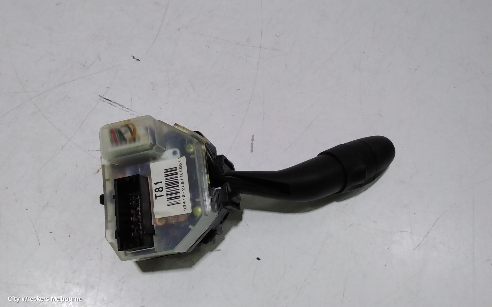 HYUNDAI I30 COMBINATION SWITCH, FLASHER SWITCH, W/ FOGLAMPS, AUTO TYPE, SR, FD, 09/2007 - 04/2012