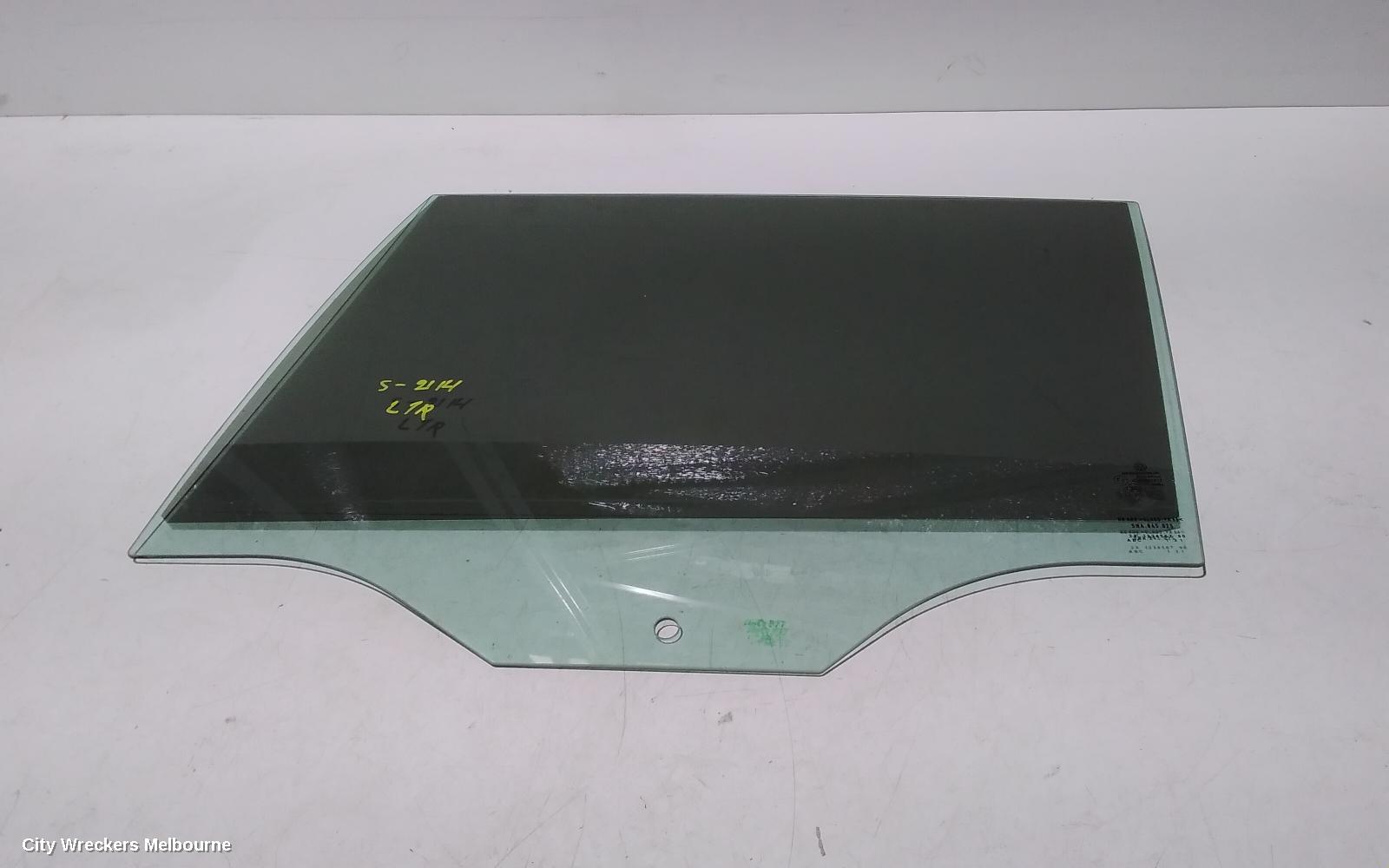 VOLKSWAGEN TIGUAN LEFT REAR DOOR WINDOW, 5NA, DARK TINT TYPE, 06/2016 ONWARDS