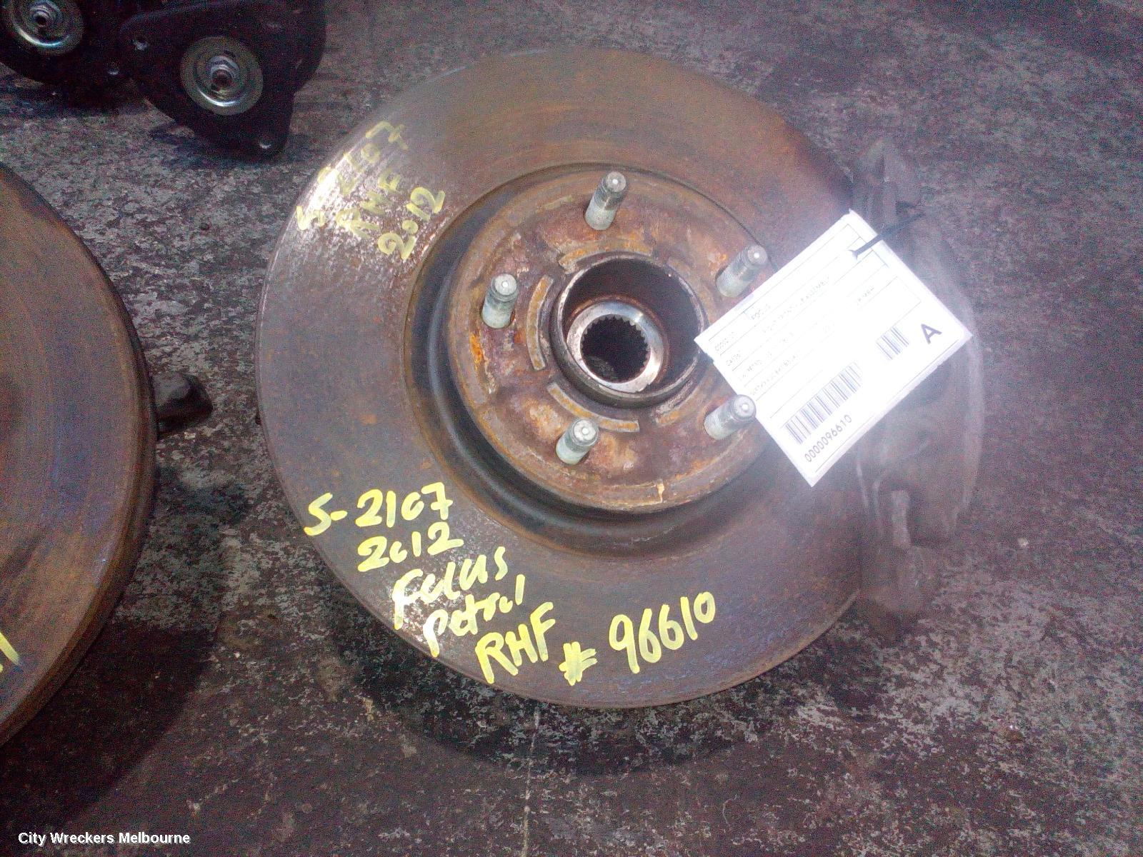 FORD FOCUS RIGHT FRONT HUB ASSEMBLY, LW, PETROL, 05/2011 - 08/2015