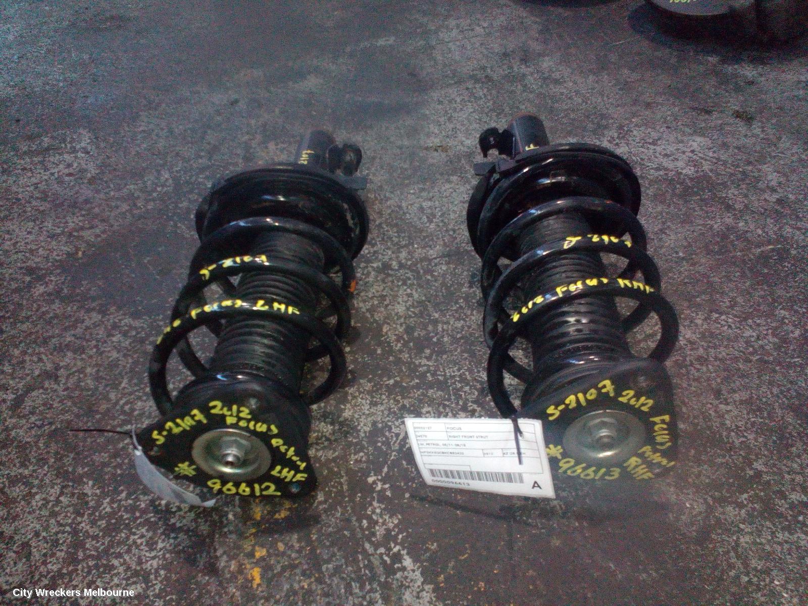 FORD FOCUS RIGHT FRONT STRUT, LW, PETROL, 05/2011 - 08/2015