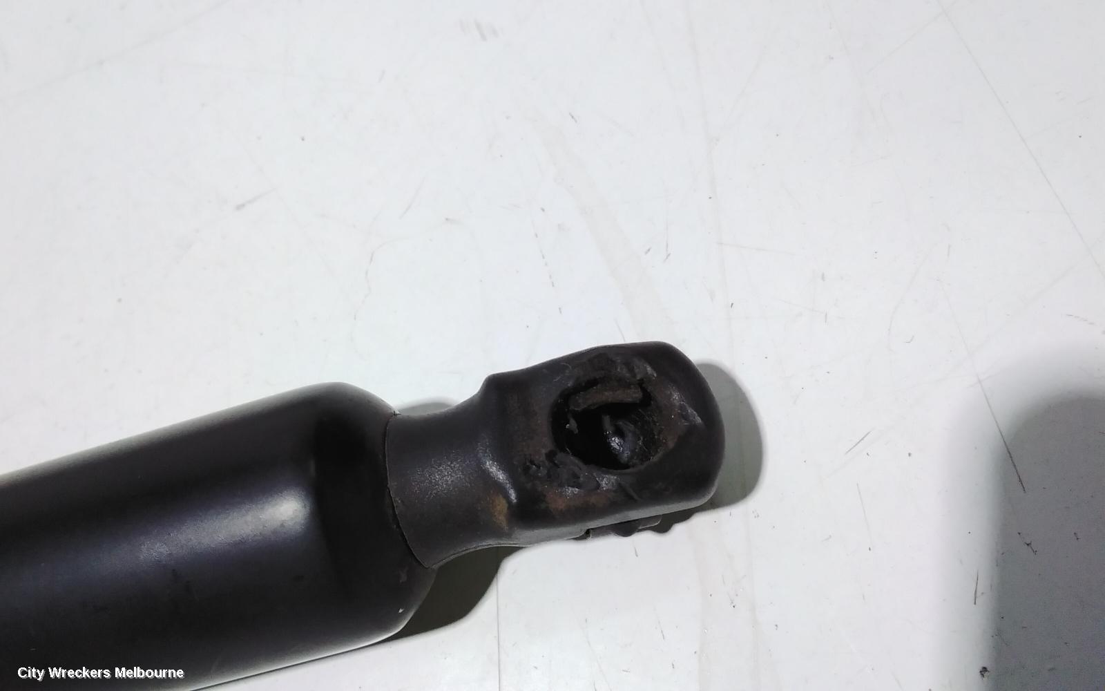 VOLKSWAGEN TRANSPORTER HATCH STRUT, T5 MY10 03/2010 - 06/2015
