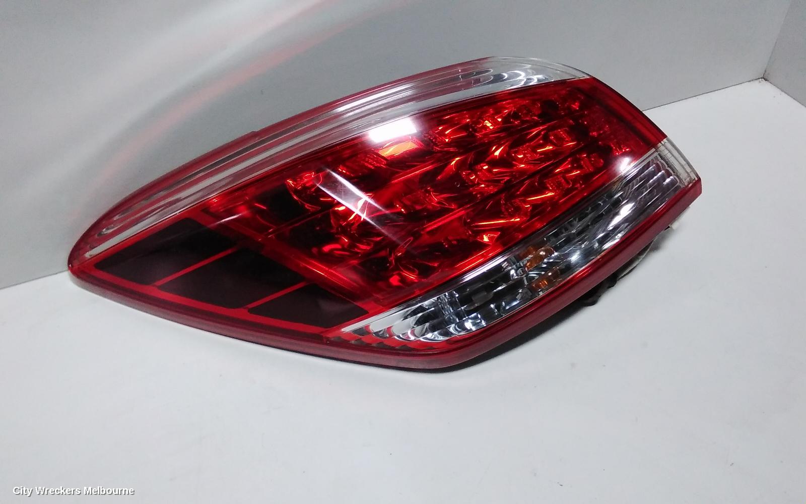 NISSAN MURANO LEFT TAILLIGHT, Z51, 09/2011 - 12/2014