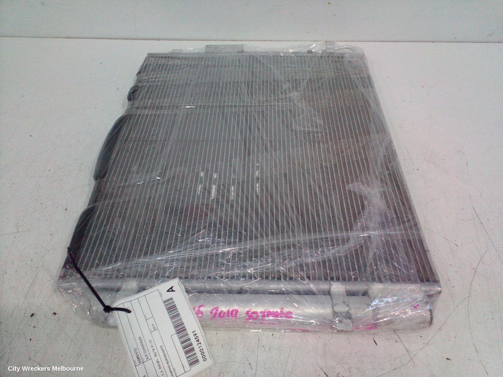 KIA SORENTO A/C CONDENSER, UM, 2.2, DIESEL, 06/2015 - 01/2020