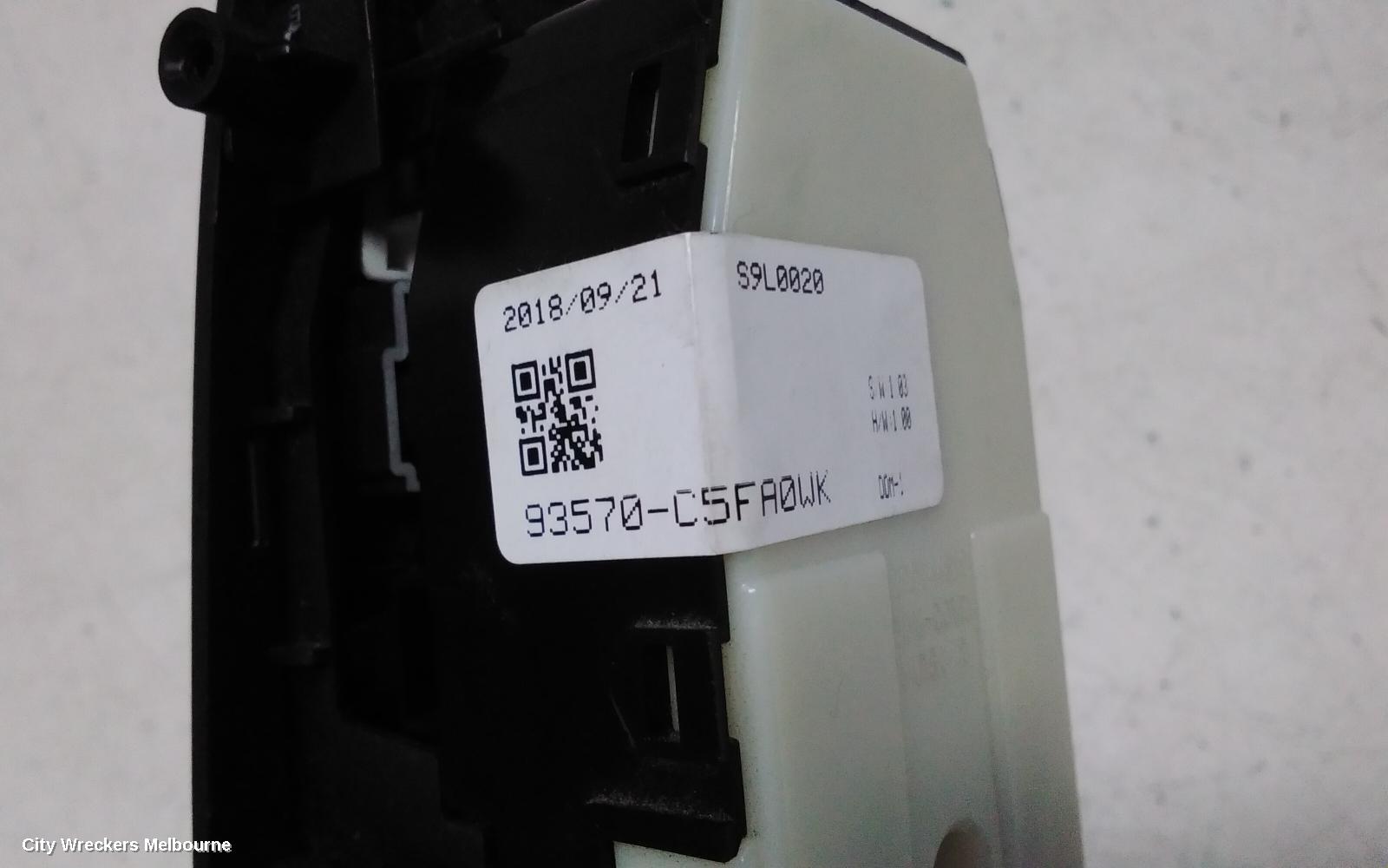 KIA SORENTO PWR DR WIND SWITCH, RH FRONT (MASTER SWITCH), UM, 03/2015 - 02/2020
