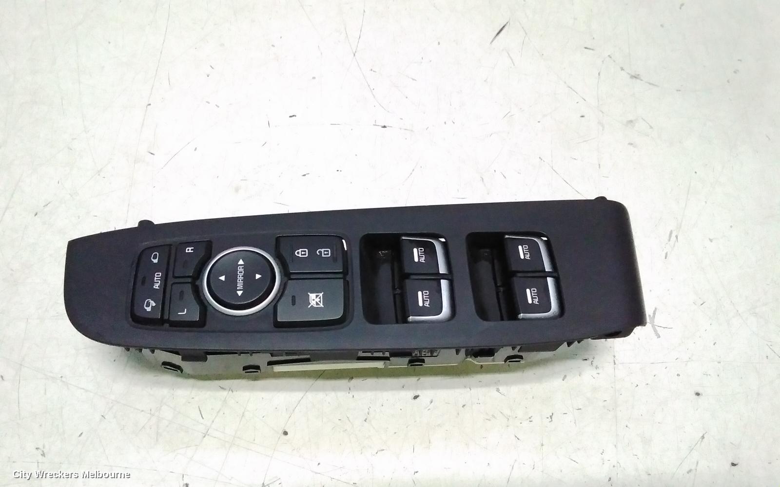 KIA SORENTO PWR DR WIND SWITCH, RH FRONT (MASTER SWITCH), UM, 03/2015 - 02/2020
