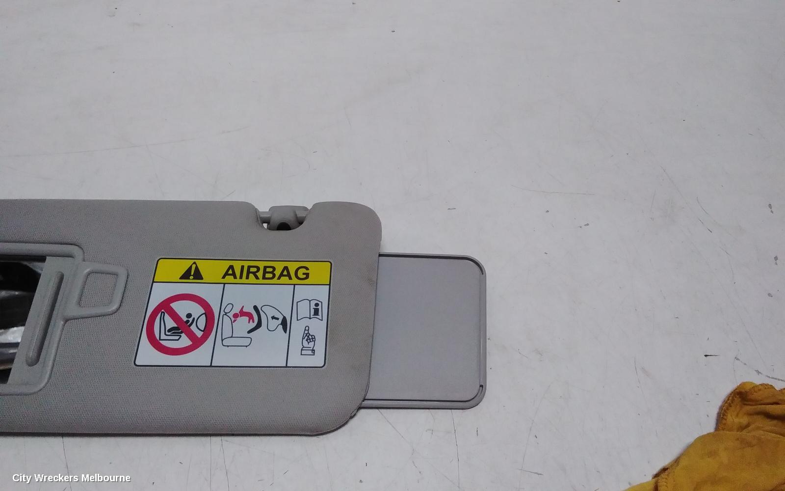 KIA SORENTO SUNVISOR, UM, LH SIDE, 06/2015 - 01/2020