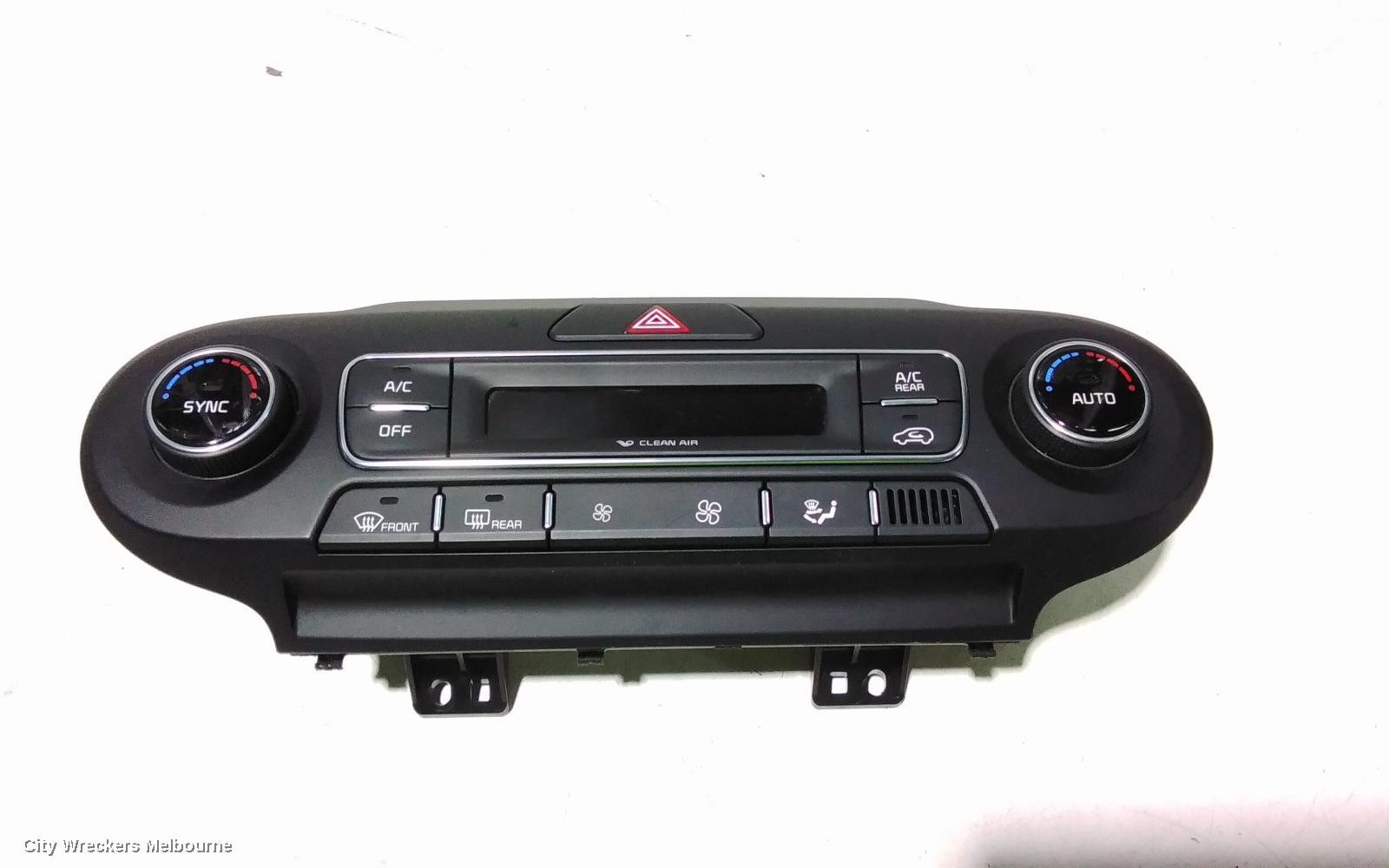 KIA SORENTO HEATER/AC CONTROLS, FRONT, CLIMATE CONTROL TYPE, UM, 10/2017 - 01/2020