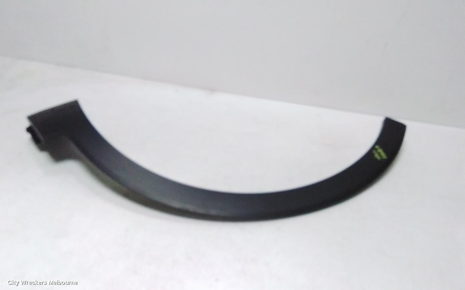 KIA SORENTO WHEEL ARCH FLARE, LH FRONT, UM, 06/2015 - 01/2020