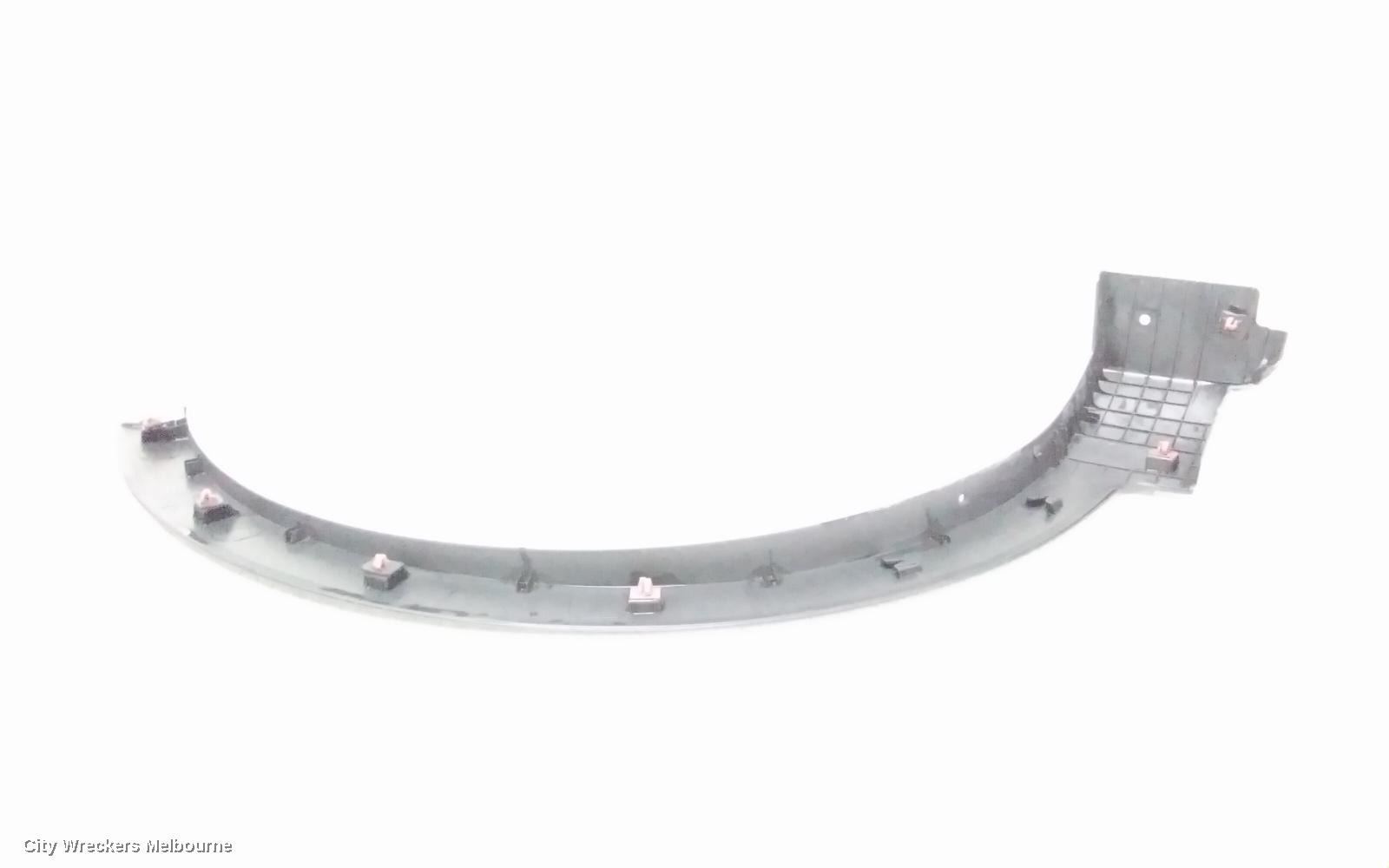 KIA SORENTO WHEEL ARCH FLARE, LH FRONT, UM, 06/2015 - 01/2020