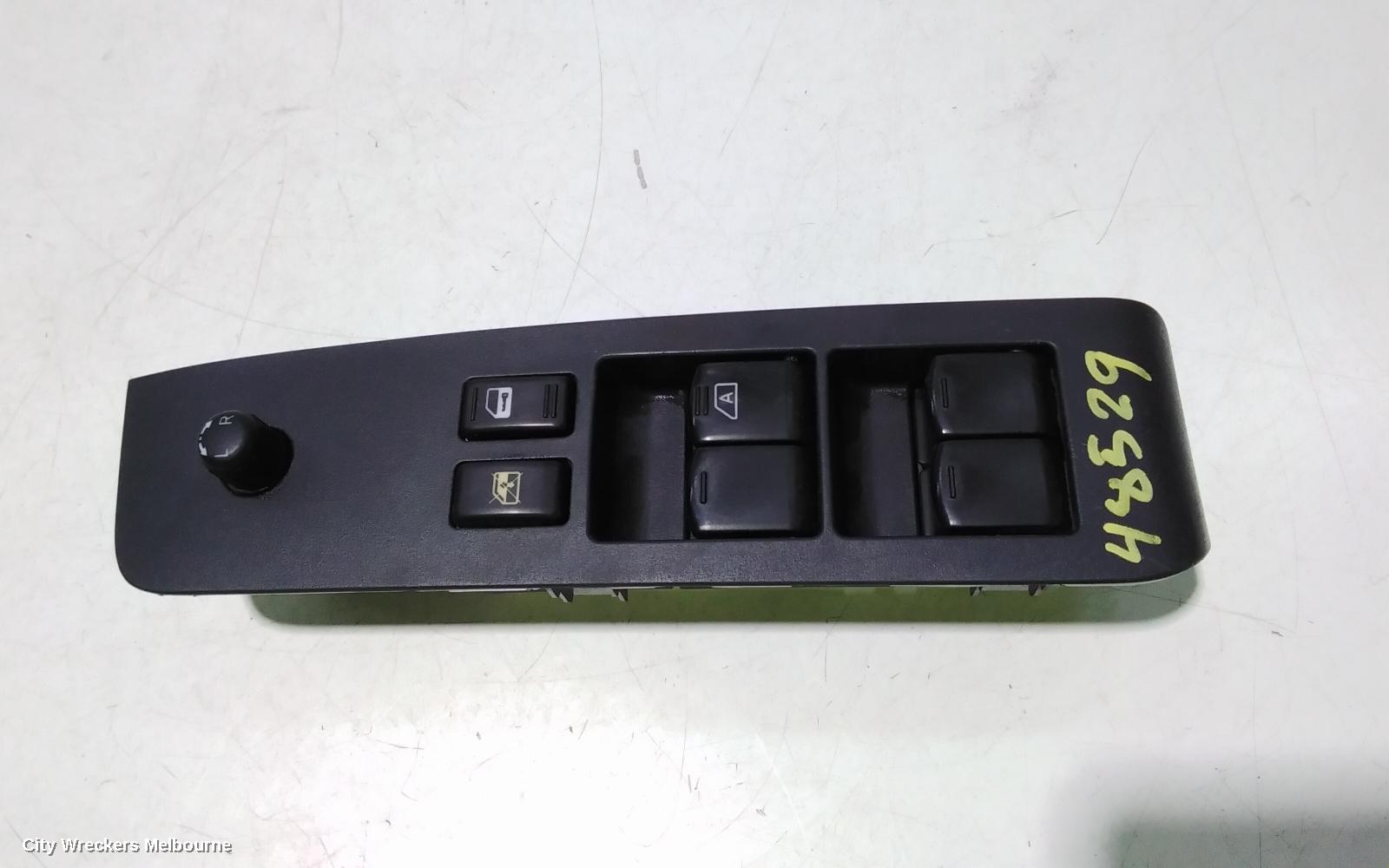 NISSAN XTRAIL PWR DR WIND SWITCH, RH FRONT (MASTER SWITCH), T31, 09/2007 - 12/2013
