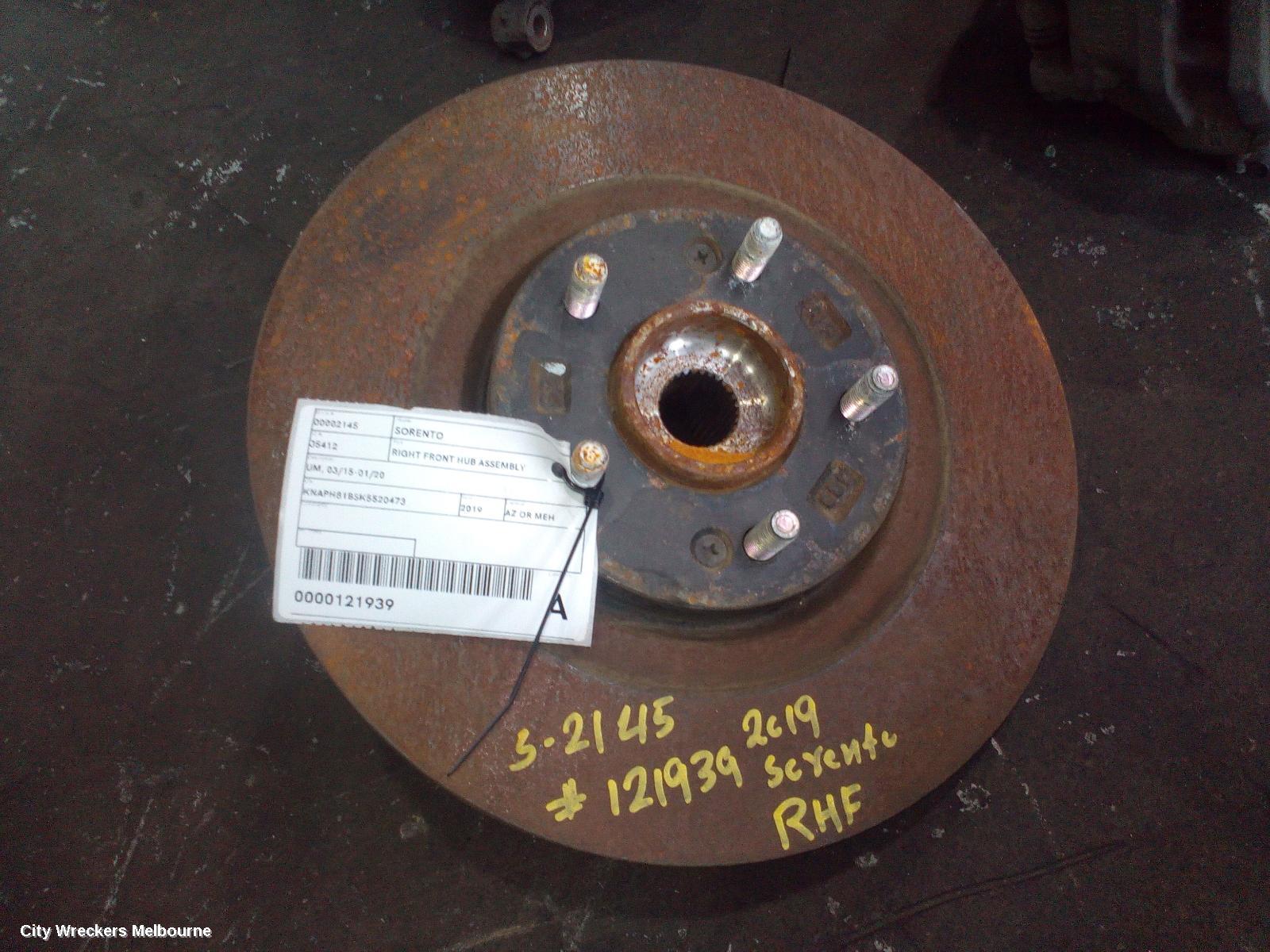 KIA SORENTO RIGHT FRONT HUB ASSEMBLY, UM, 03/2015 - 02/2020