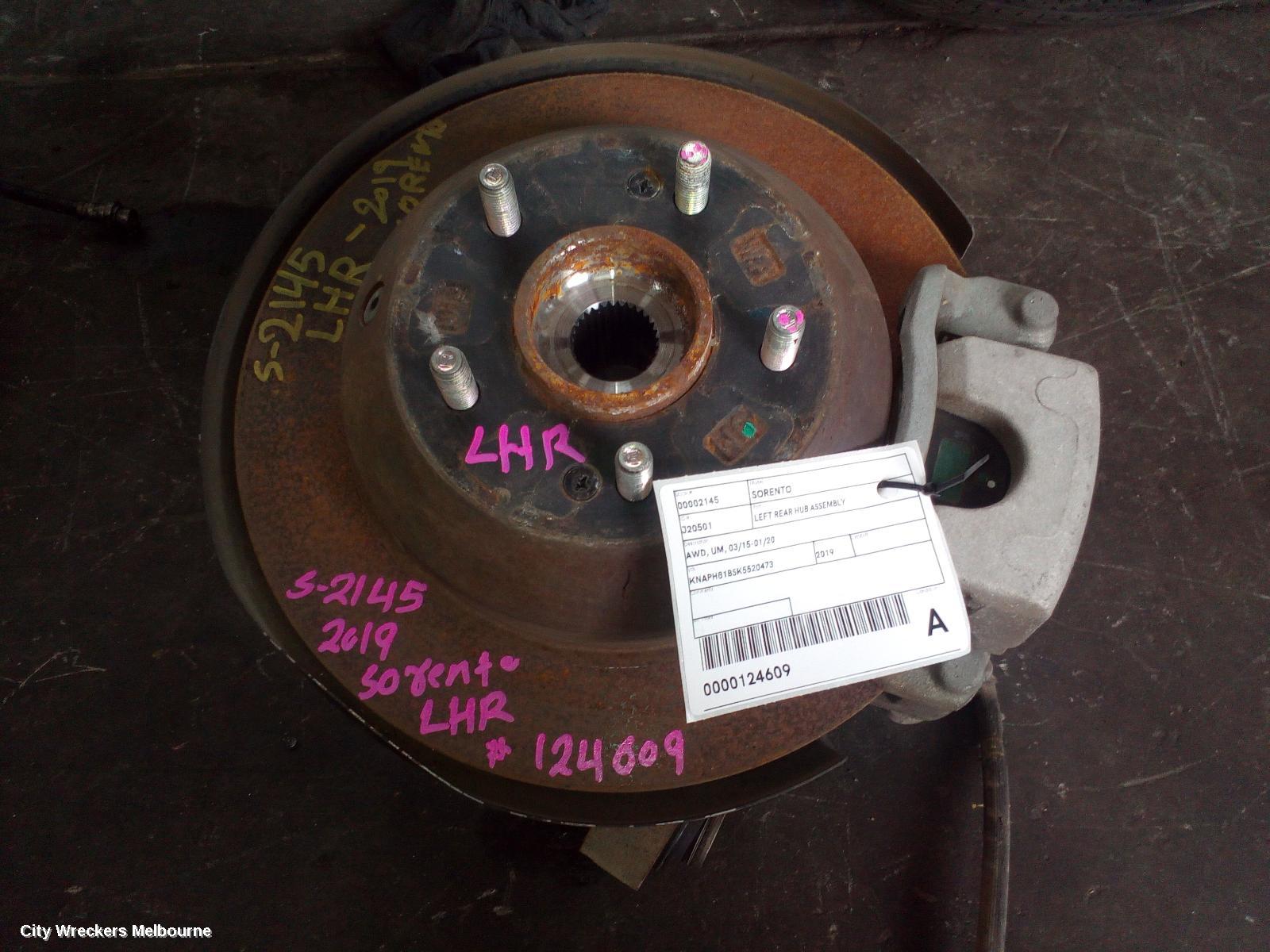 KIA SORENTO LEFT REAR HUB ASSEMBLY, AWD, UM, 03/2015 - 01/2020