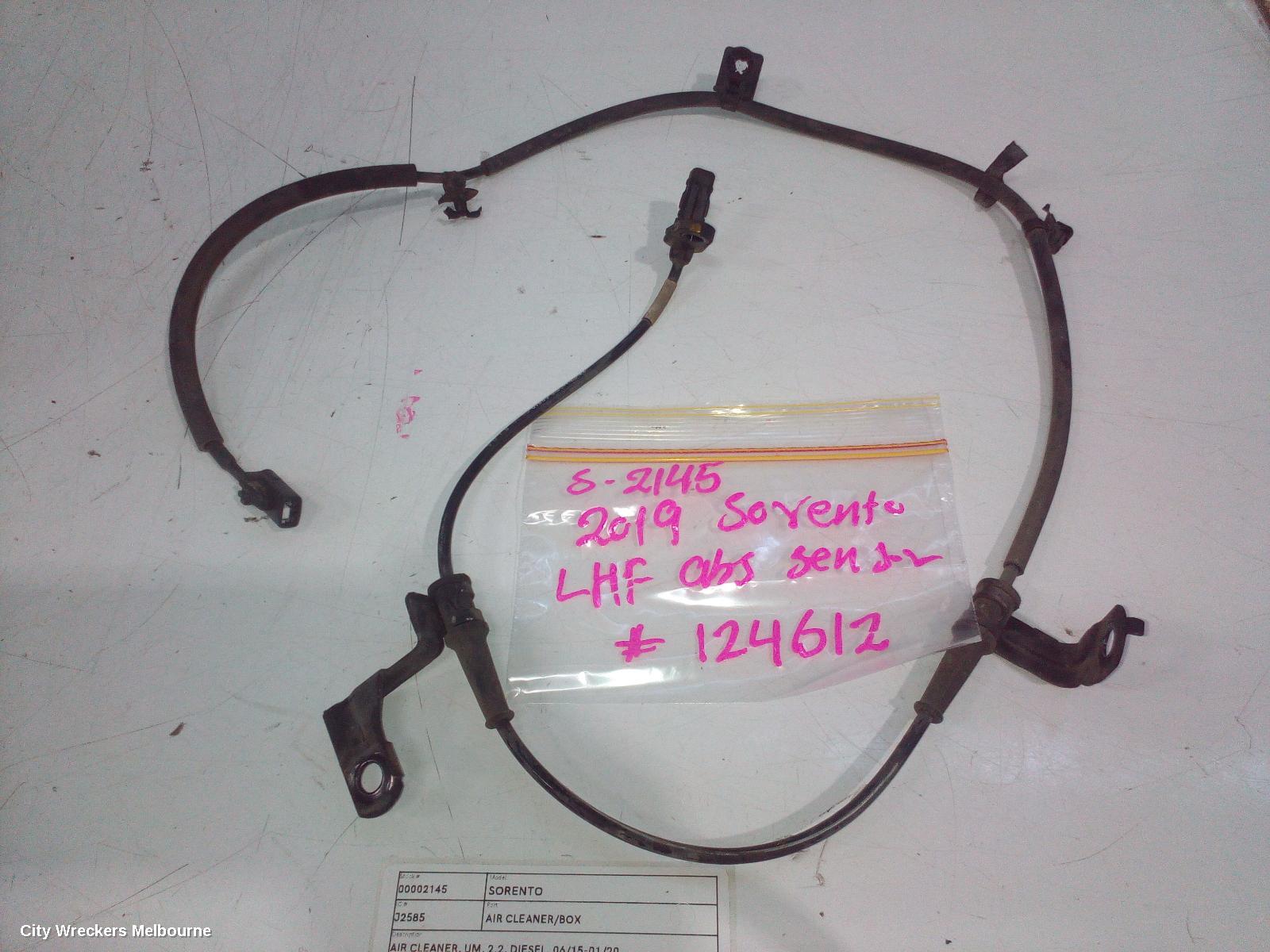 KIA SORENTO AIR CLEANER/BOX, AIR CLEANER, UM, 2.2, DIESEL, 06/2015 - 01/2020