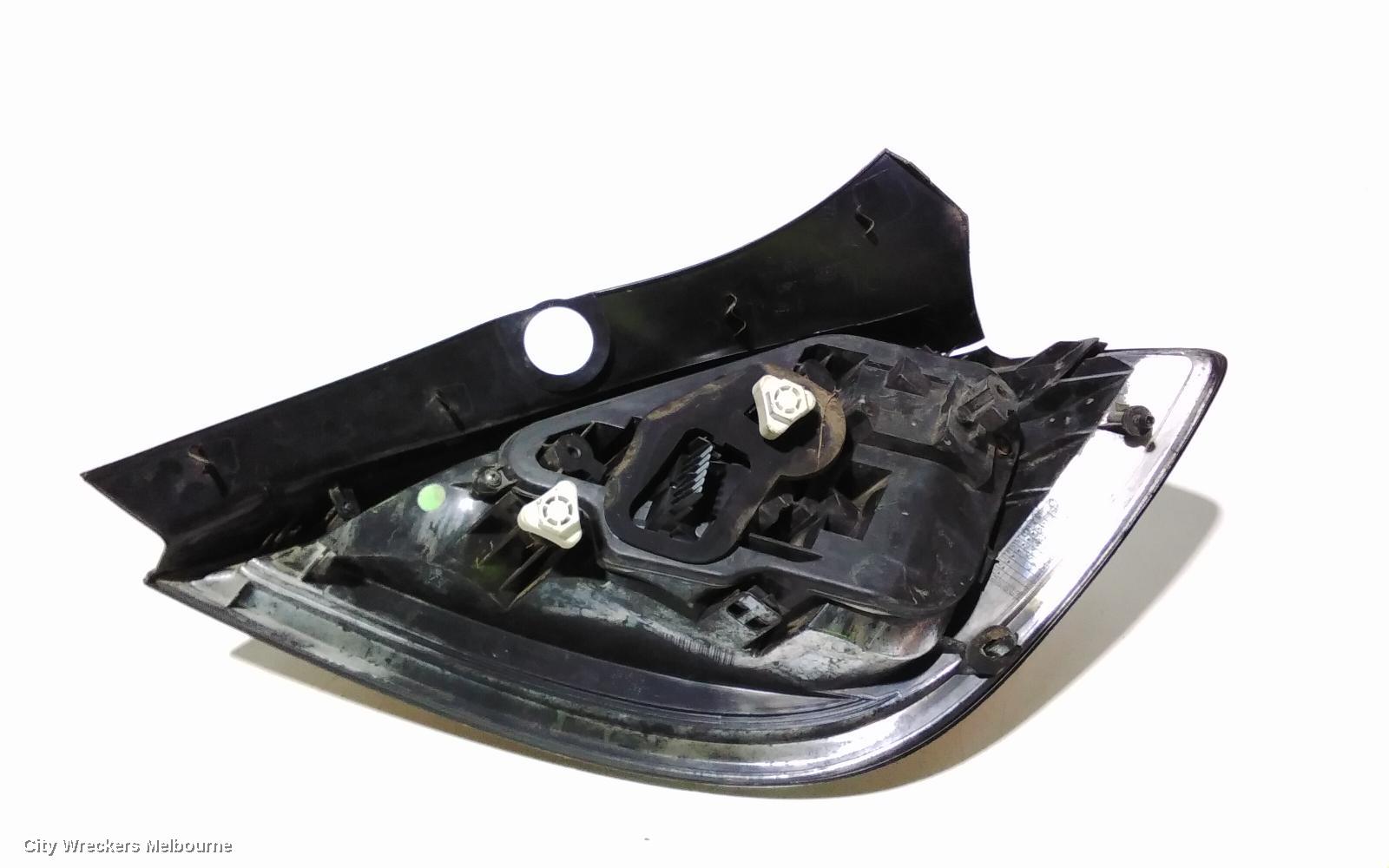 HOLDEN ASTRA LEFT TAILLIGHT, AH, 5DR HATCH, FROSTED INDICATOR TYPE, 10/2004 - 08/2009