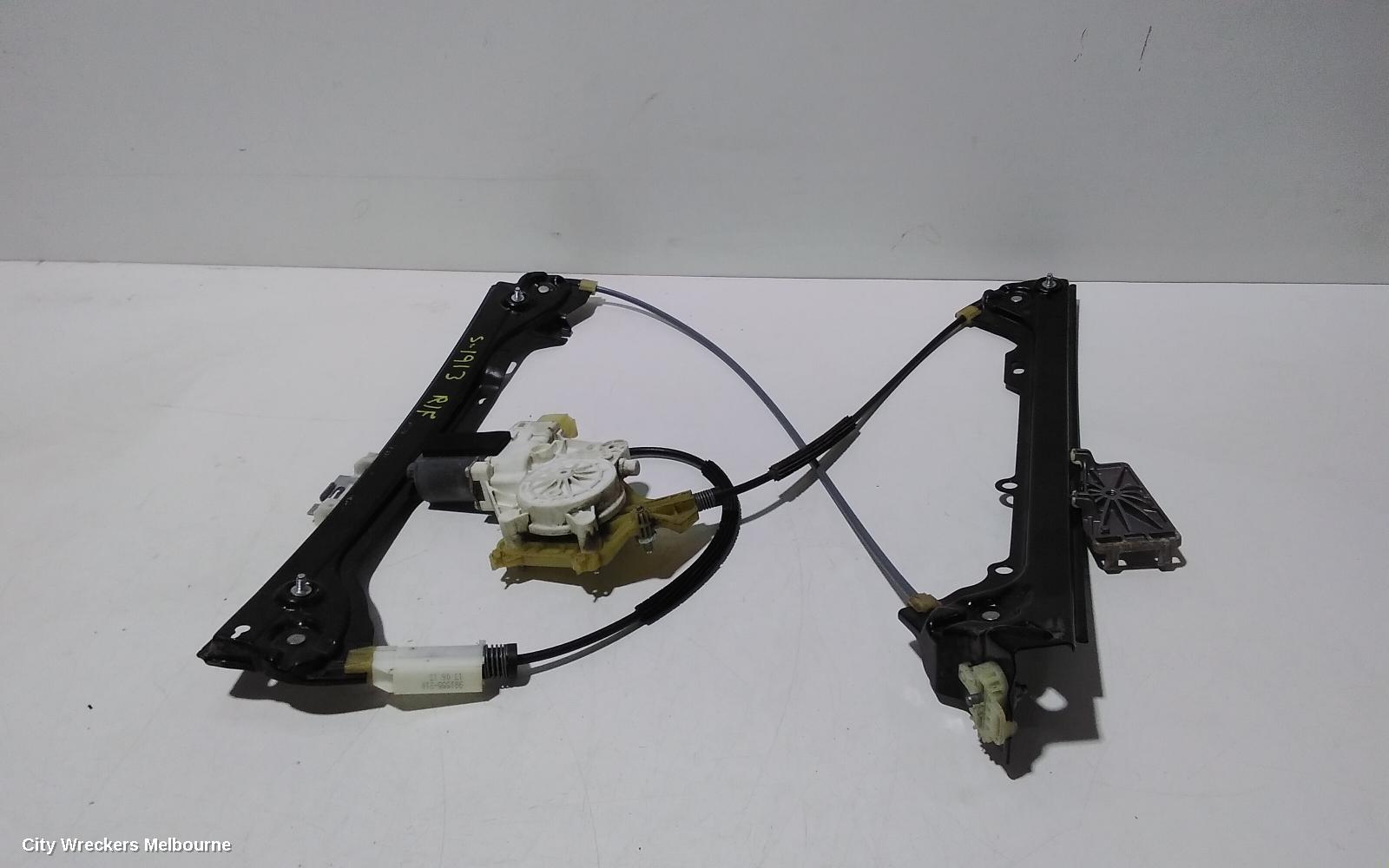 BMW 3 SERIES RIGHT FRONT WINDOW REG/MOTOR, E92/E93, COUPE/CABRIO, 08/2006 - 09/2013