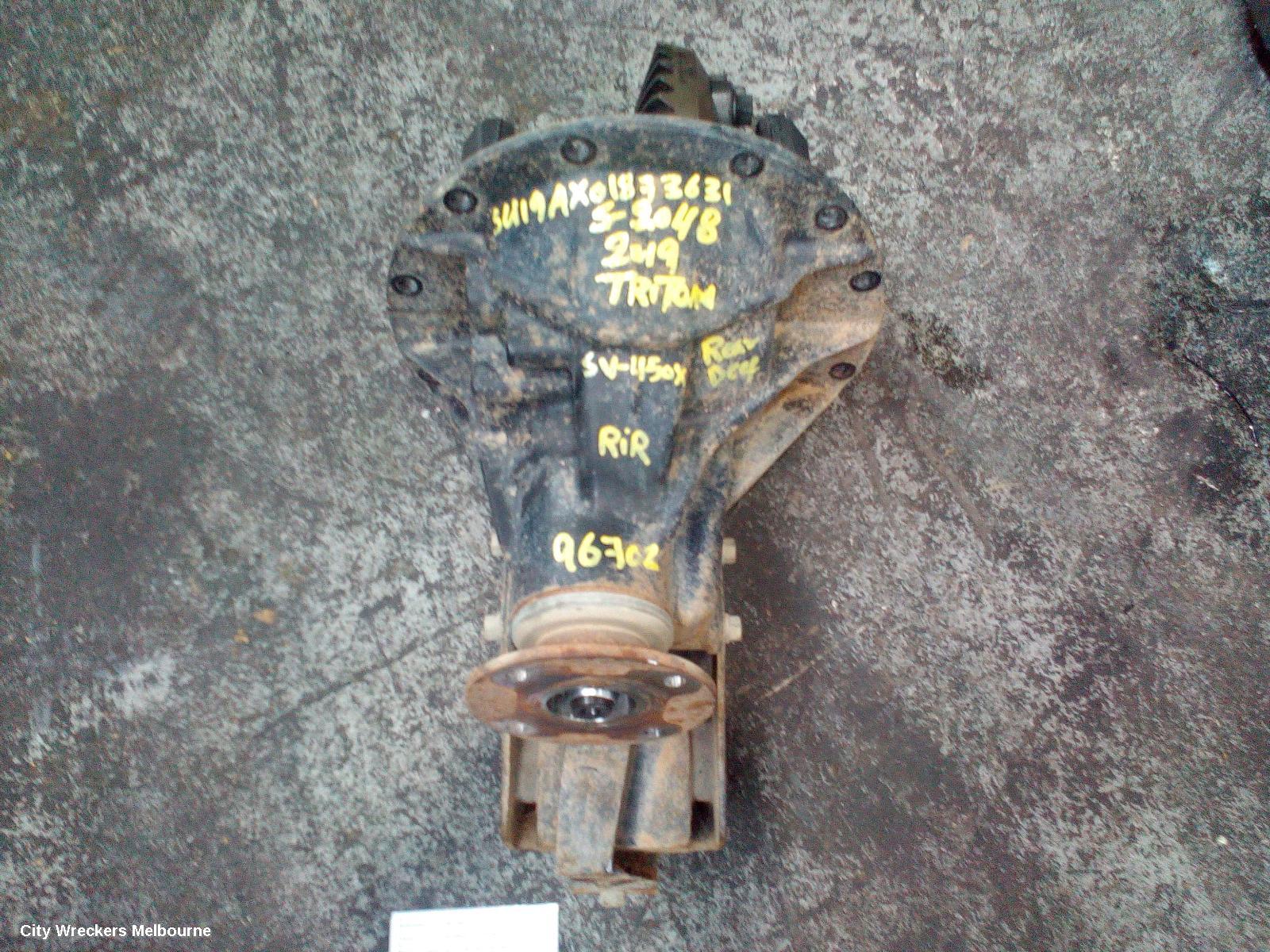 MITSUBISHI TRITON DIFFERENTIAL CENTRE, FRONT, 2.4, DIESEL, AUTO T/M, MR, 4.272 RATIO, 11/2018 - 10/2023