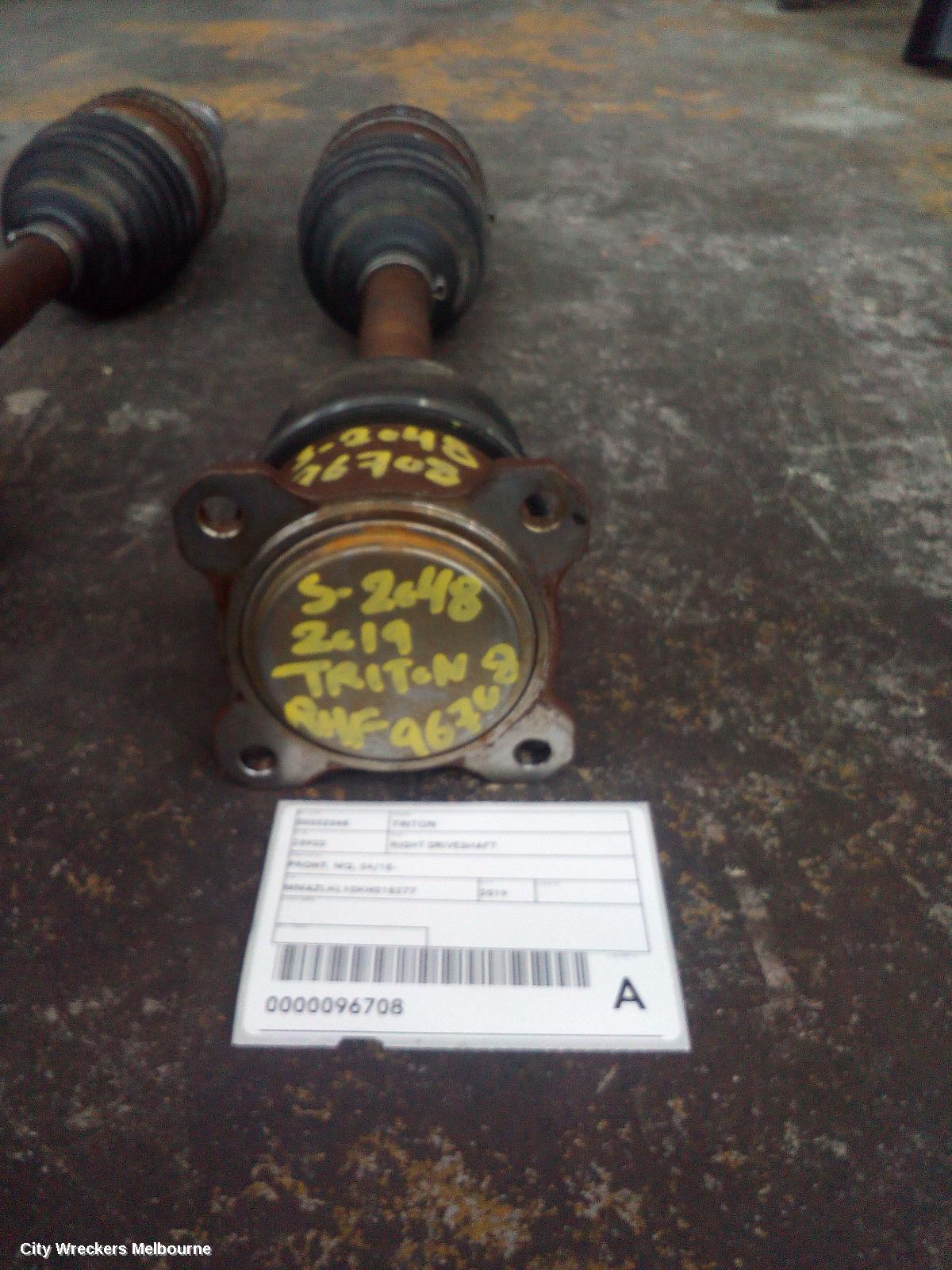 MITSUBISHI TRITON RIGHT DRIVESHAFT, FRONT, MQ, 04/2015 ONWARDS