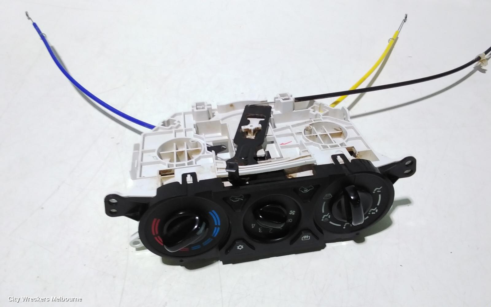 MITSUBISHI TRITON HEATER/AC CONTROLS, MQ, STANDARD TYPE, 04/2015 ONWARDS