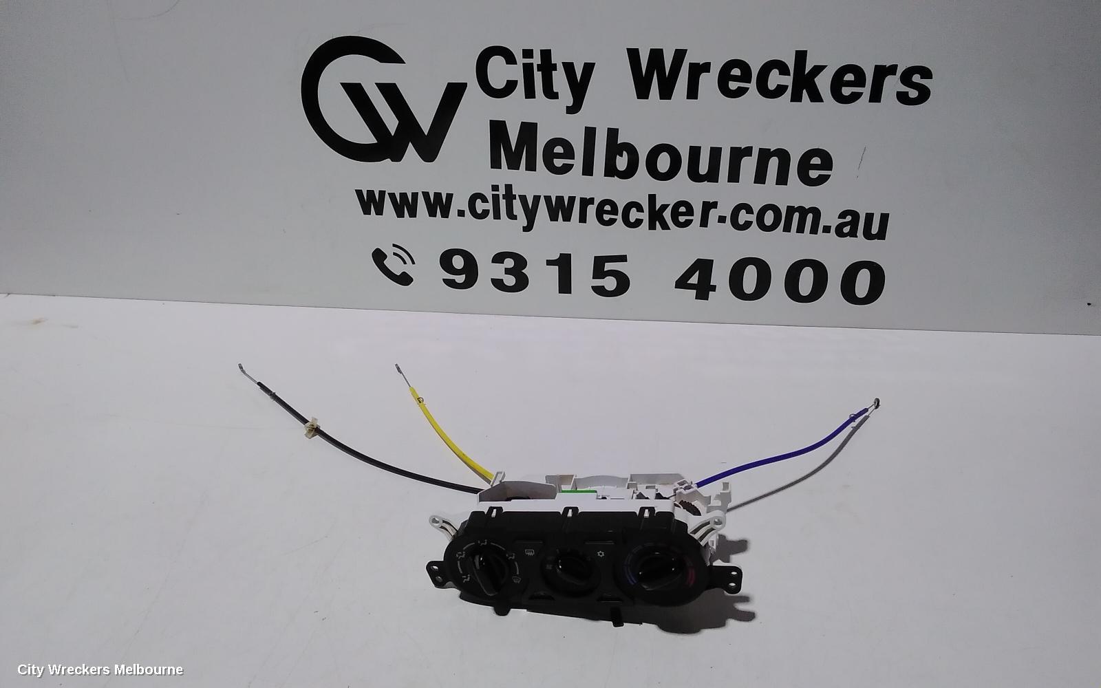 MITSUBISHI TRITON HEATER/AC CONTROLS, MQ, STANDARD TYPE, 04/2015 ONWARDS