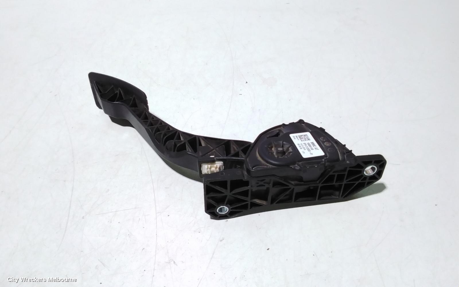 MITSUBISHI TRITON PEDAL ASSEMBLY, ACCELERATOR PEDAL (FLY BY WIRE), MQ-MR, 03/2015 - 10/2023