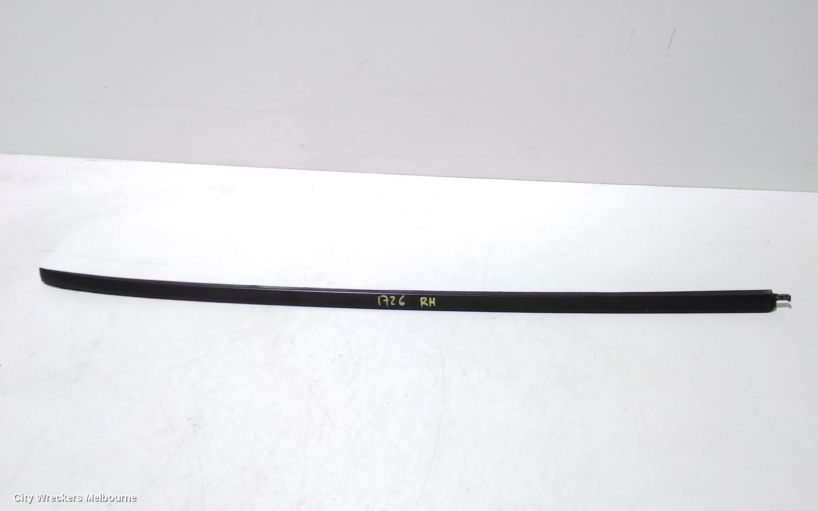 TOYOTA CAMRY, XV70, 09/2017 - 05/2024, WIND SCREEN MOULD  RH: 96773