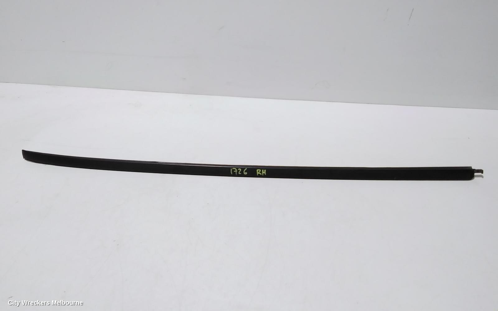 TOYOTA CAMRY, XV70, 09/2017 - 05/2024, WIND SCREEN MOULD  RH: 96773