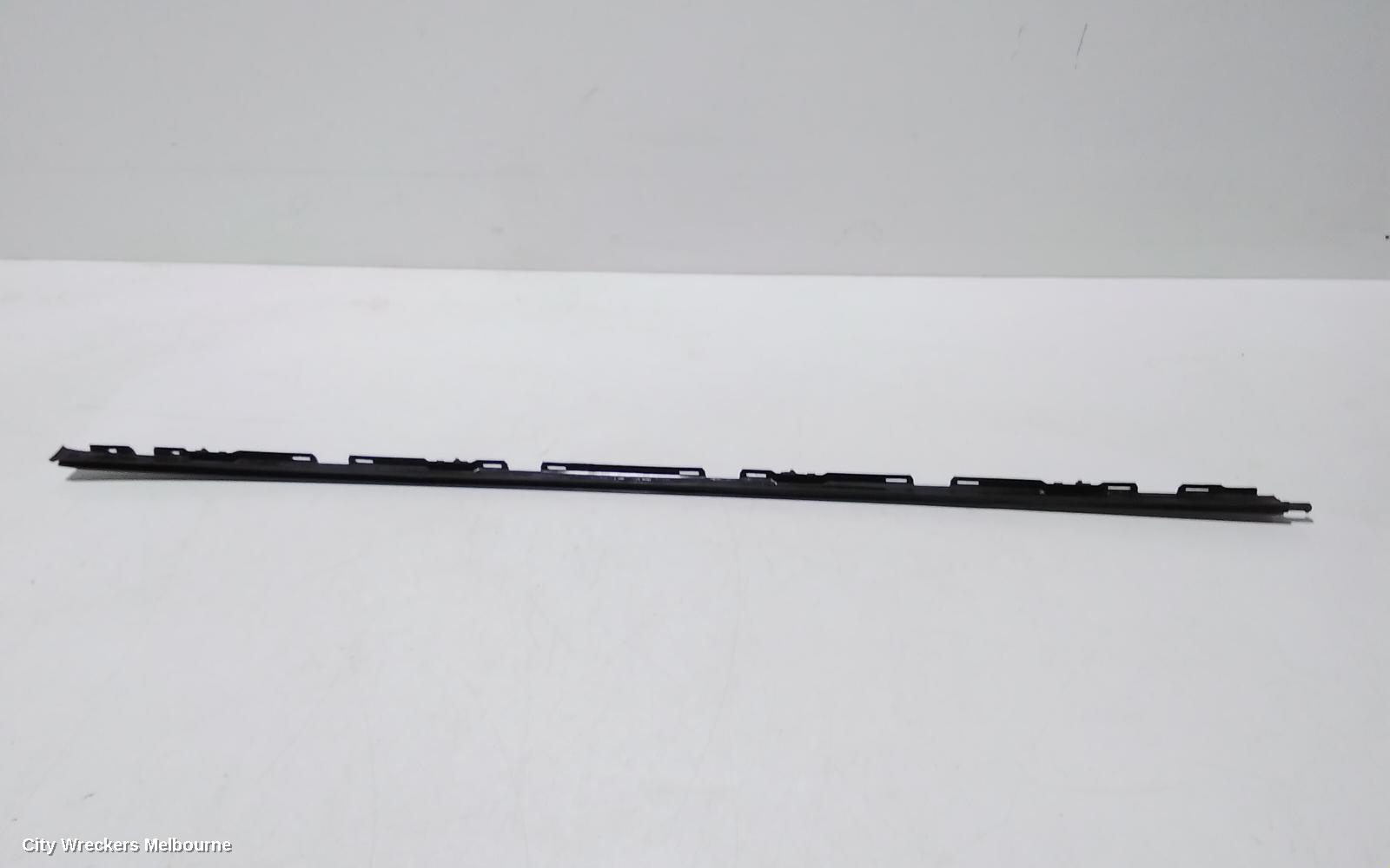 TOYOTA CAMRY, XV70, 09/2017 - 05/2024, WIND SCREEN MOULD  RH: 96773
