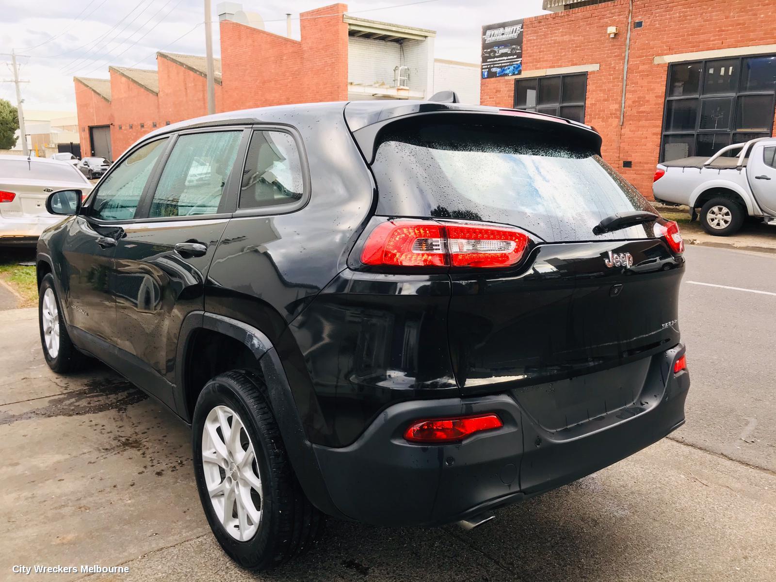 JEEP CHEROKEE RADIATOR SUPPORT, KL, 02/2014 - 03/2018