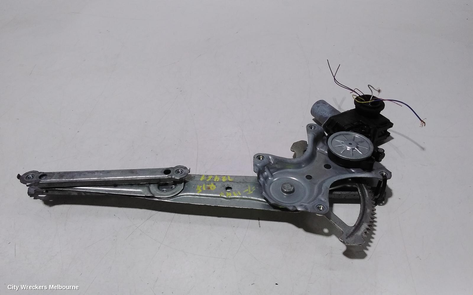 TOYOTA HIACE LEFT FRONT WINDOW REG/MOTOR, DOOR REG AND MOTOR ASSY, TRH/KDH, 03/2005 - 04/2019