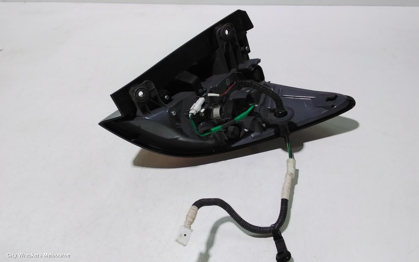 HONDA HRV LEFT TAILLIGHT, RU5, VTI-S/VTI-L, OPTICAL GUIDE TYPE, 12/2014 - 06/2018