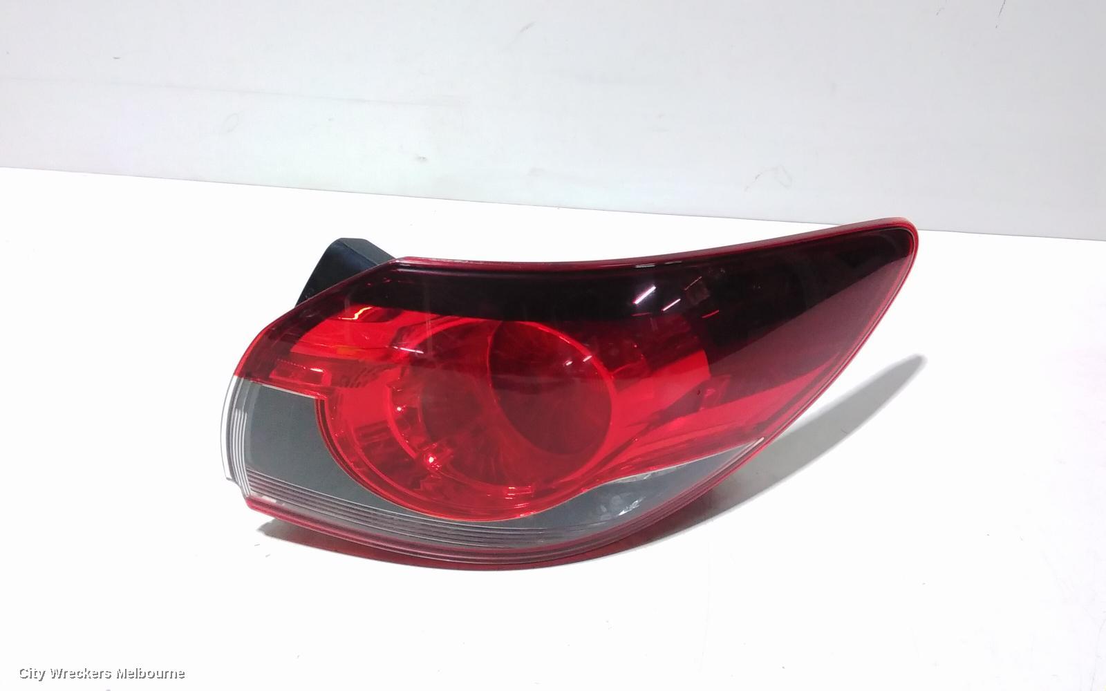 MAZDA 6 RIGHT TAILLIGHT, GJ-GL, WAGON, SPORT, 10/2014 ONWARDS