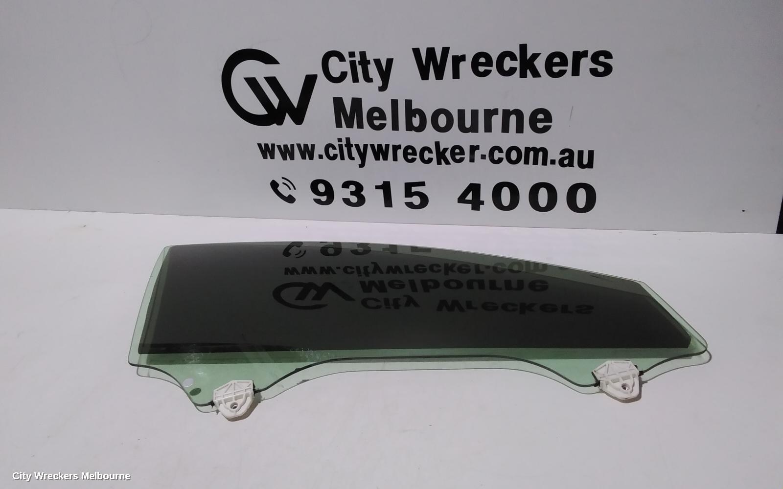 MAZDA 3 RIGHT FRONT DOOR WINDOW, BP, 03/2019 ONWARDS
