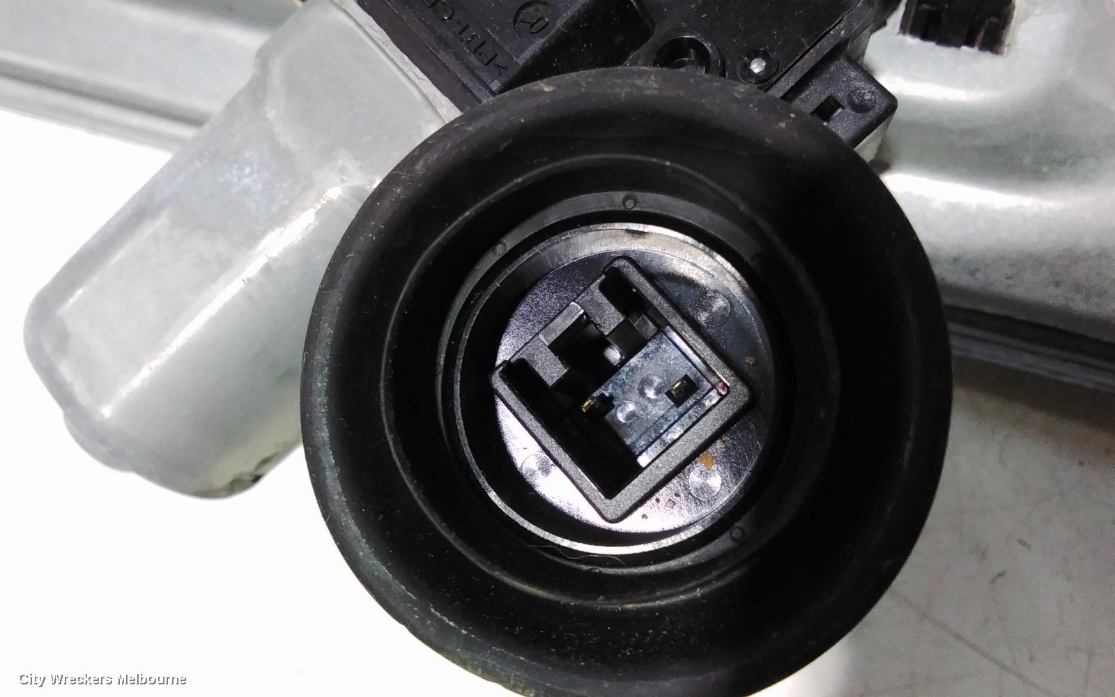 MAZDA 3 RIGHT FRONT WINDOW REG/MOTOR, REG ASSY (REG AND MOTOR), BP, 03/2019 ONWARDS
