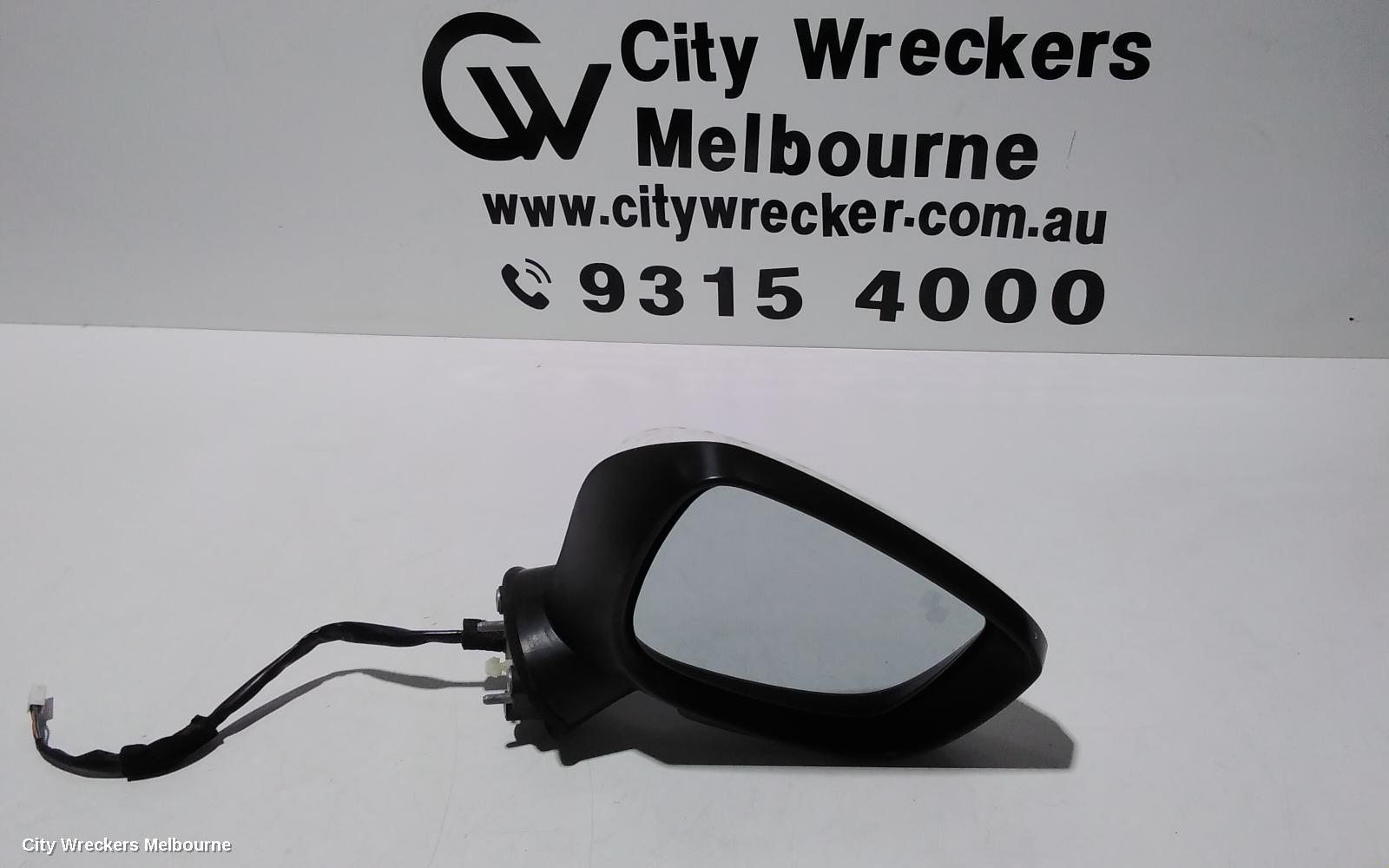 MAZDA CX3 RIGHT DOOR MIRROR, DK, BODY COLOURED, NON ELECTRIC POWER FOLDING, NON HEATED, W/ BLIND SPOT, NON CAMERA TYPE, 06/2018 ONWARDS