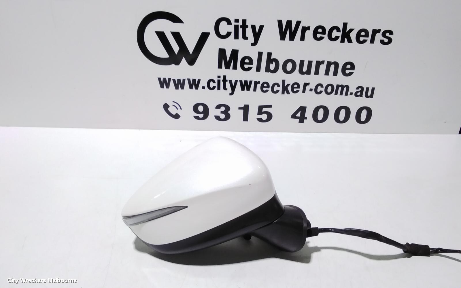 MAZDA CX3 RIGHT DOOR MIRROR, DK, BODY COLOURED, NON ELECTRIC POWER FOLDING, NON HEATED, W/ BLIND SPOT, NON CAMERA TYPE, 06/2018 ONWARDS