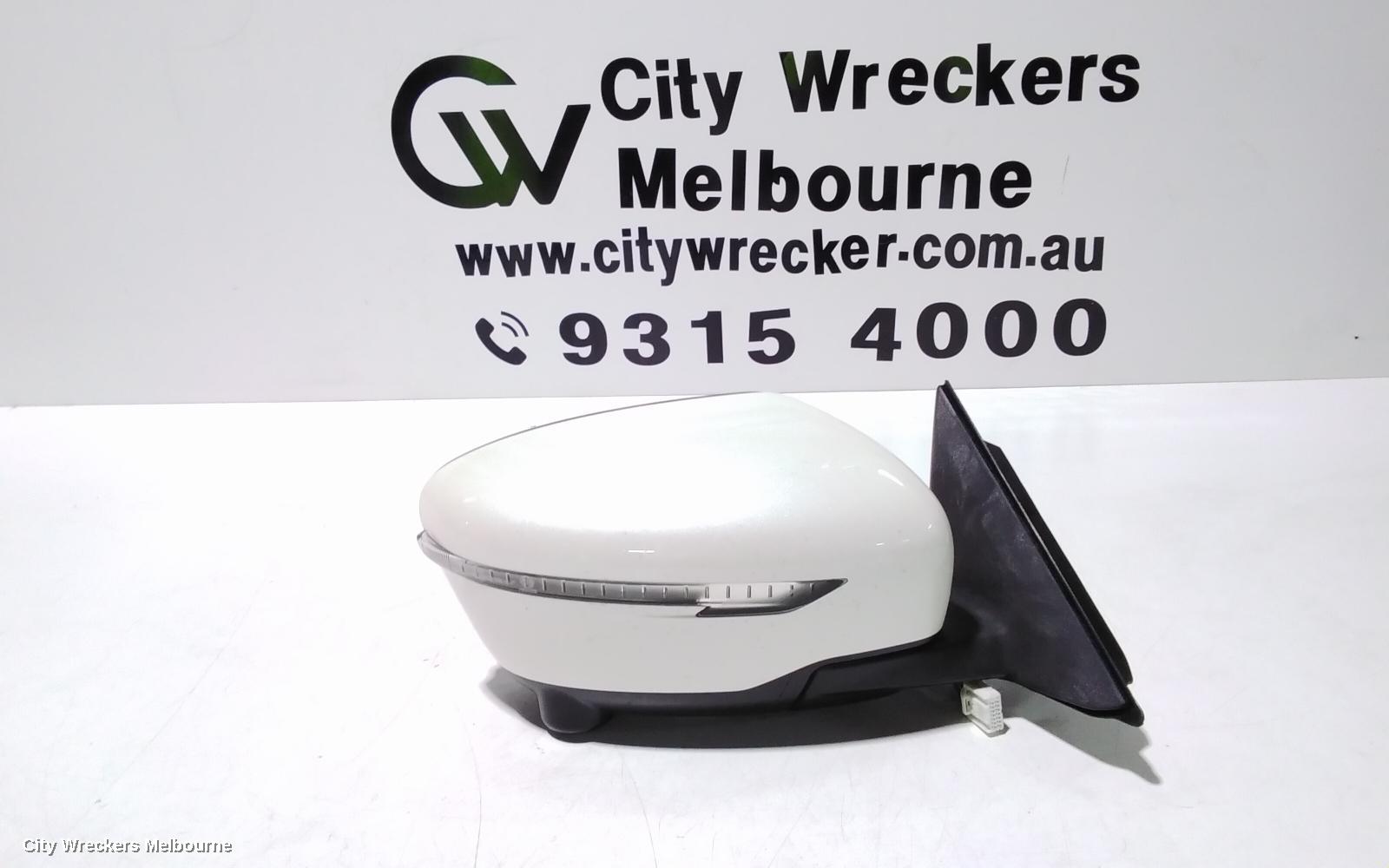 NISSAN XTRAIL RIGHT DOOR MIRROR, T32, TL/TI/ST-L, W/ CAMERA TYPE, 02/2014 ONWARDS