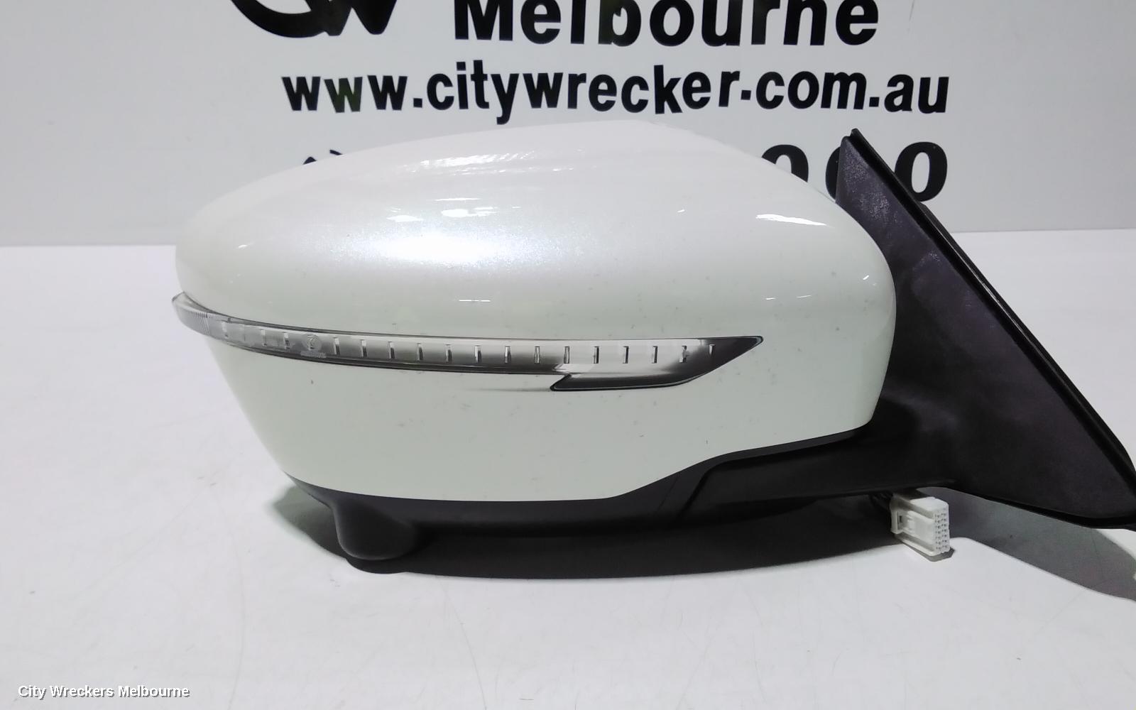 NISSAN XTRAIL RIGHT DOOR MIRROR, T32, TL/TI/ST-L, W/ CAMERA TYPE, 02/2014 ONWARDS