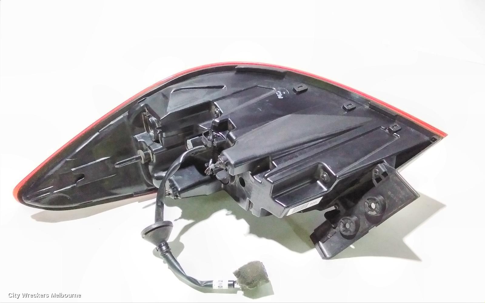 KIA CERATO LEFT TAILLIGHT, BD, IN BODY, HATCH, NON LED TYPE, 09/2018 ONWARDS