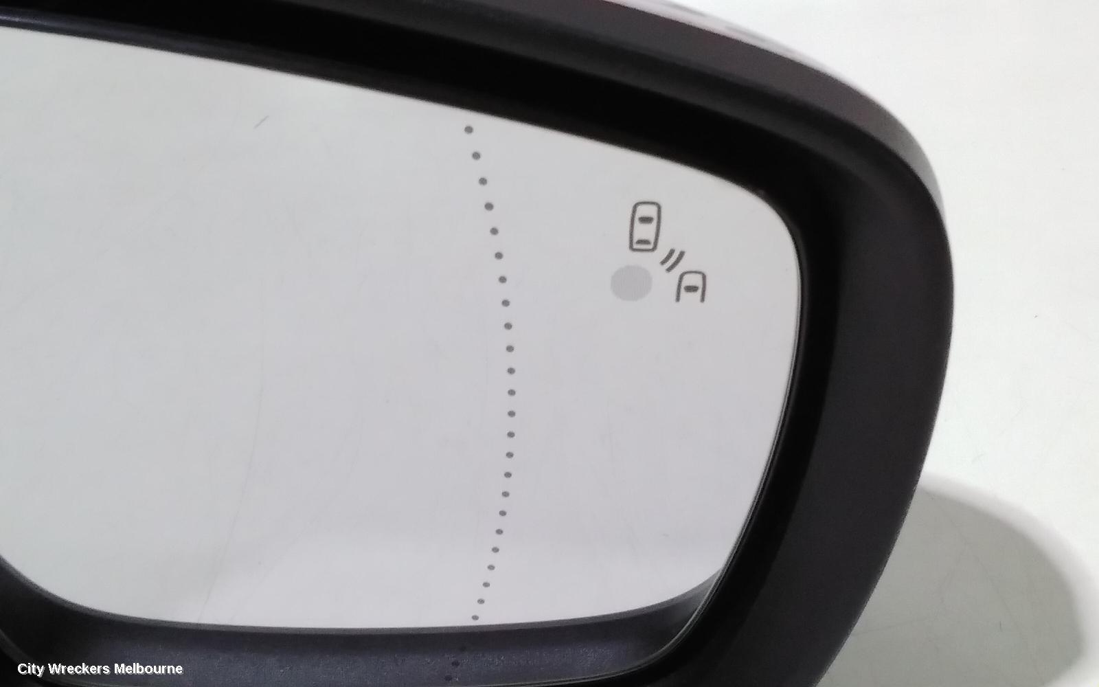 RENAULT KALEOS RIGHT DOOR MIRROR, XZG, W/ BLINDSPOT TYPE, 05/2016 - 05/2019