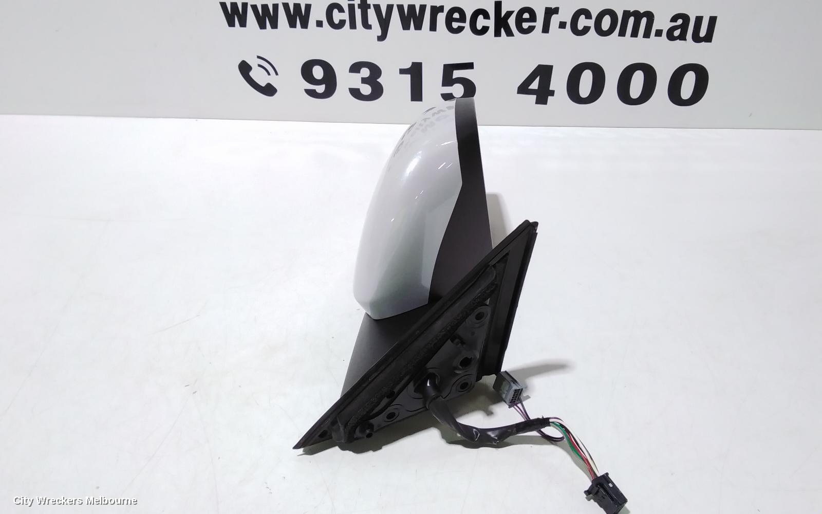 RENAULT KALEOS RIGHT DOOR MIRROR, XZG, W/ BLINDSPOT TYPE, 05/2016 - 05/2019
