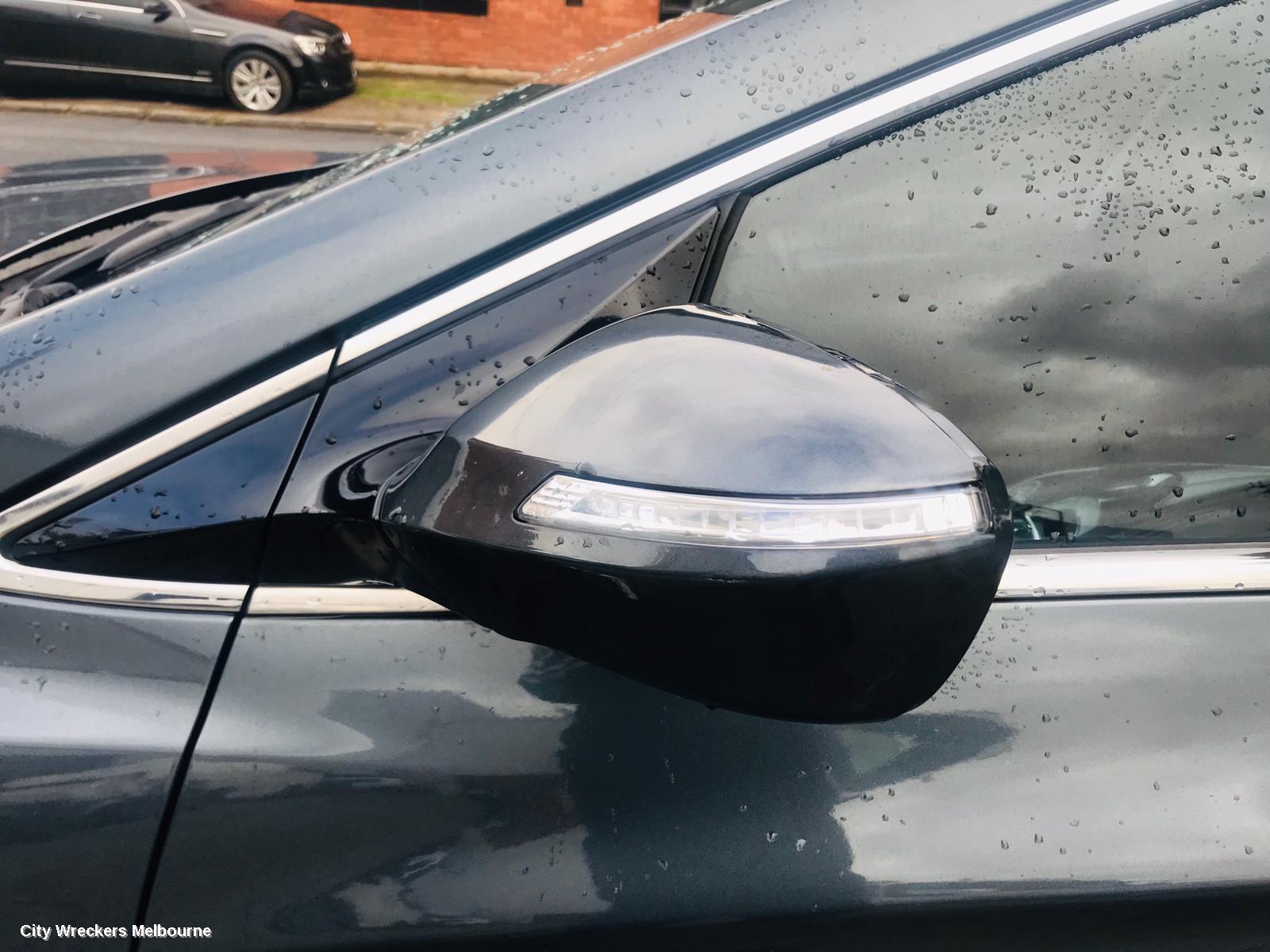 HYUNDAI I40 COURTESY LIGHT, FRONT, VF, 09/2011 - 12/2019