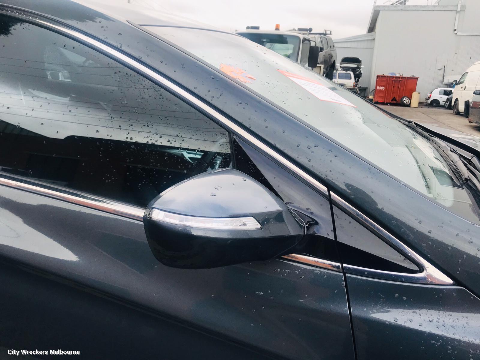HYUNDAI I40 COURTESY LIGHT, FRONT, VF, 09/2011 - 12/2019