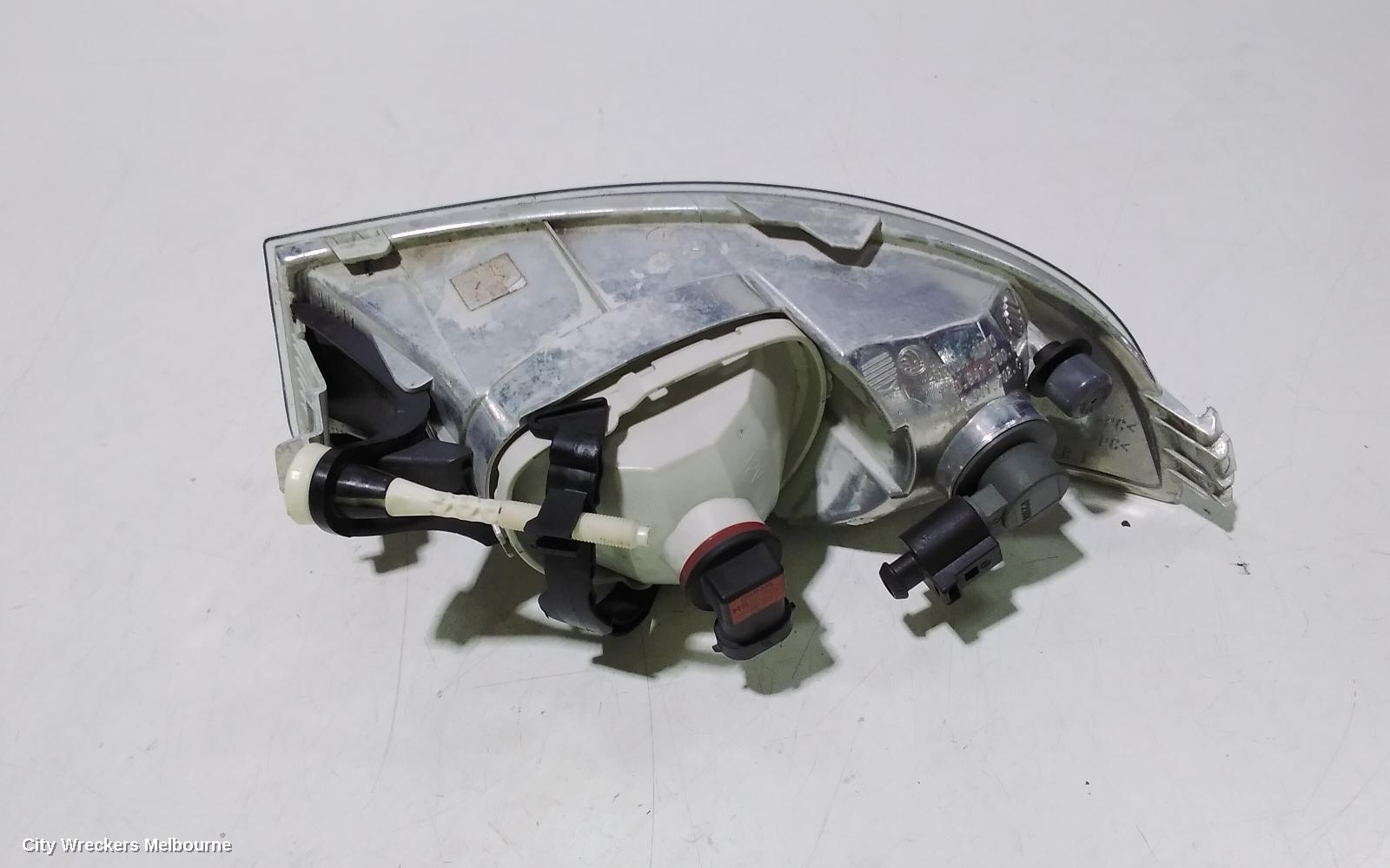 SKODA OCTAVIA RIGHT INDICATOR/FOG/SIDE, BUMPER FOGLAMP, 1Z, RECTANGULAR TYPE, 05/2009 - 10/2013