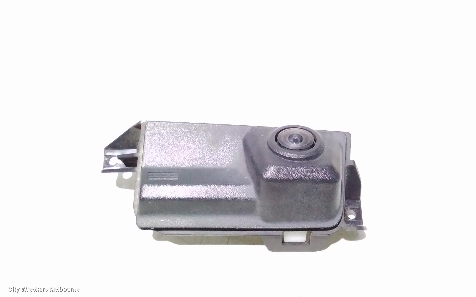 LAND ROVER RANGEROVER EVOQUE REVERSE CAMERA, REVERSE CAMERA (TAILGATE HANDLE MOUNTED), W/ SURROUND VIEW TYPE, L538, 11/2011 - 01/2019