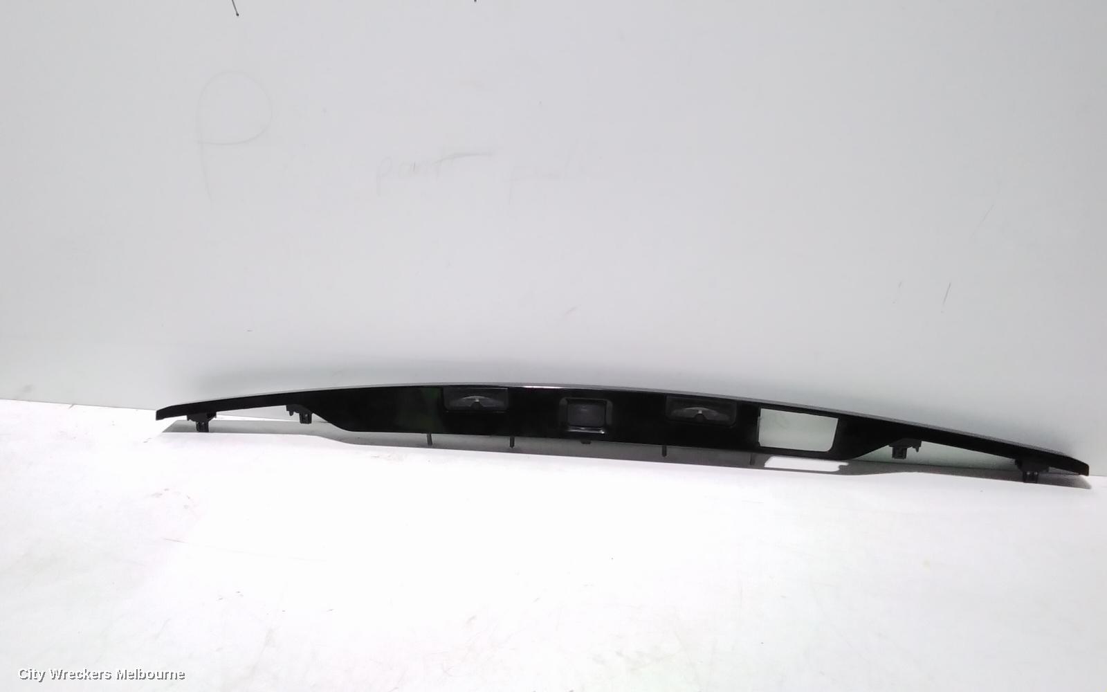 LAND ROVER RANGEROVER EVOQUE REAR GARNISH, L538, 11/2011 - 01/2019