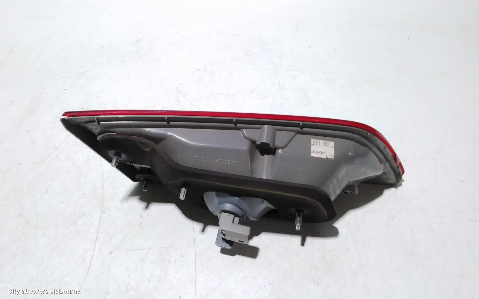TOYOTA CAMRY REAR GARNISH, BOOTLID LAMP (RH SIDE), ASV50, 12/2011 - 05/2015