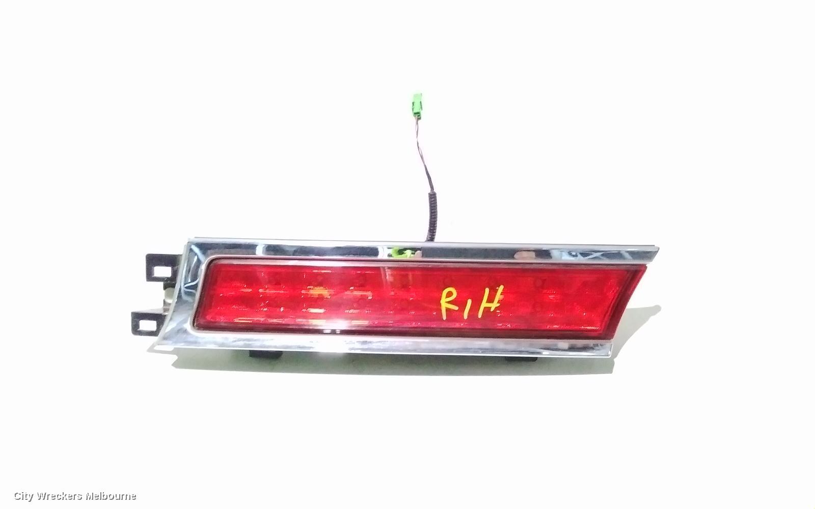 HONDA ODYSSEY REAR GARNISH, TAILGATE LAMP (RH SIDE), RB, 07/2004 - 03/2009