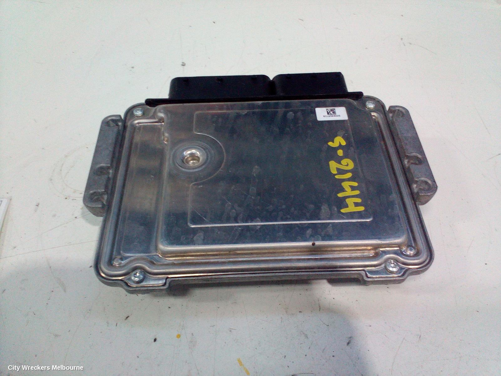 FORD FOCUS ECU, ENGINE ECU, 2.0, PETROL, NON TURBO, ECU ONLY, LW, 05/2011 - 08/2015